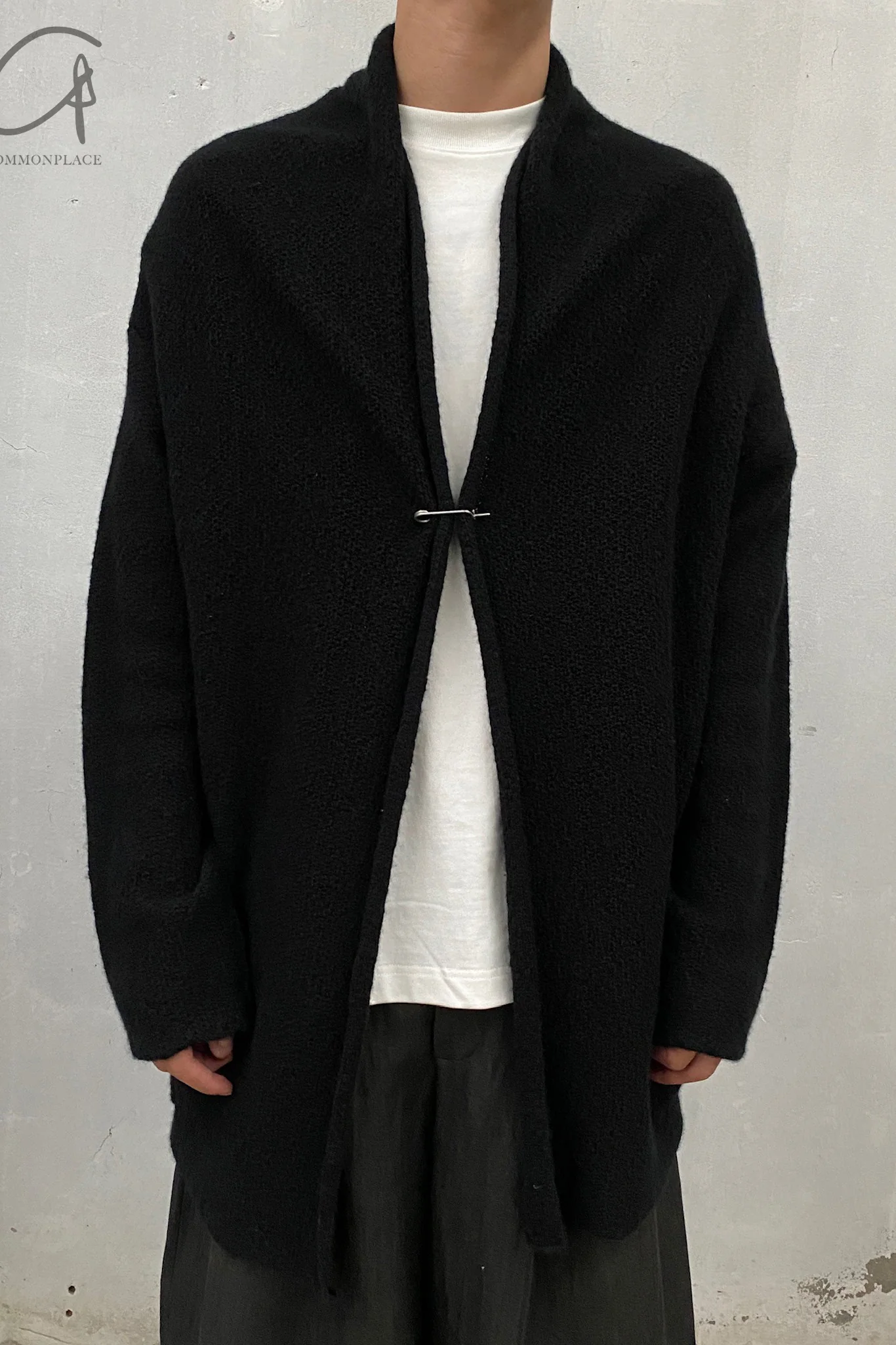 Daniel Andresen loose cardigan achill 1 black (PDA6) - Image 11