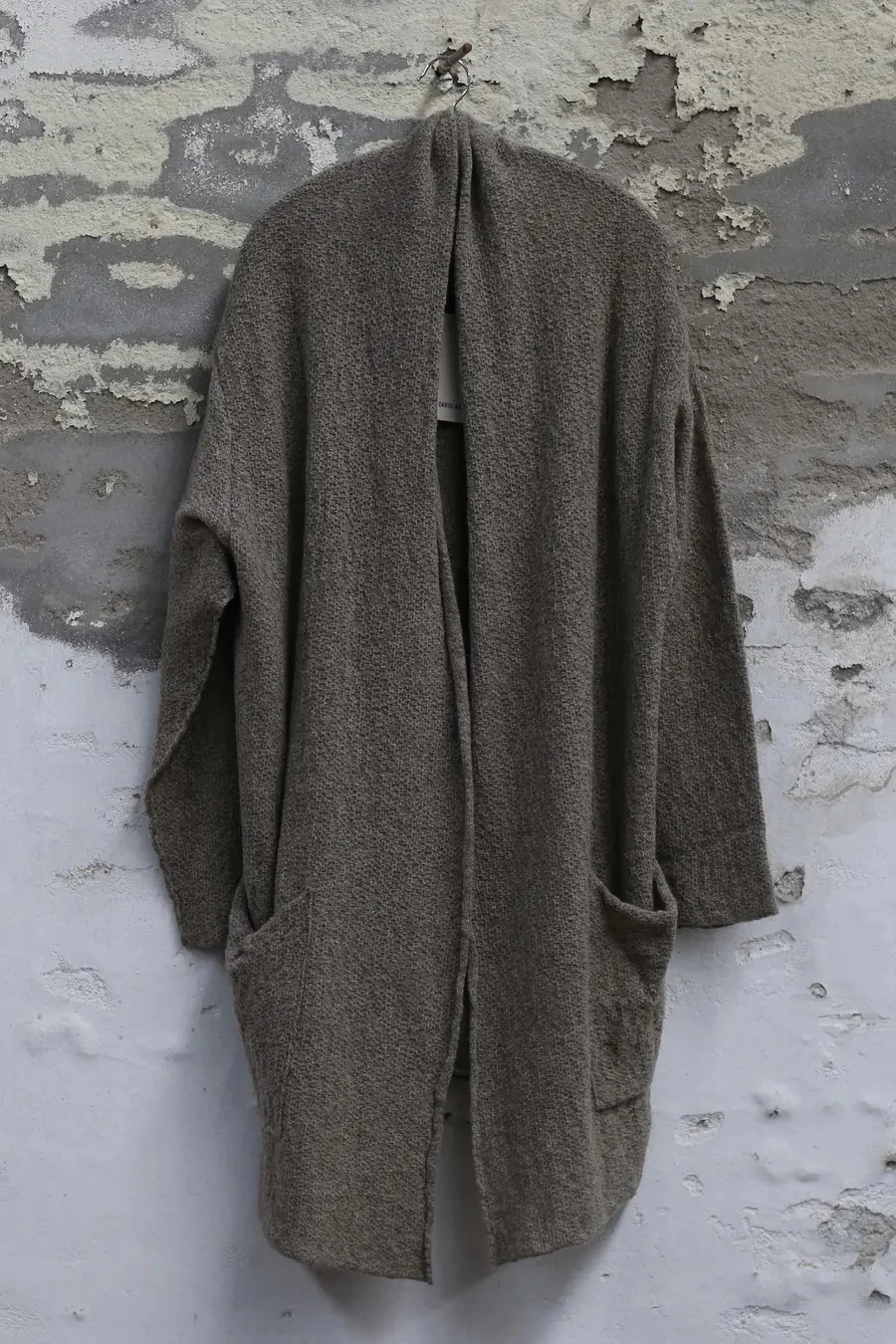 Daniel Andresen loose fit cardigan BETULA mink