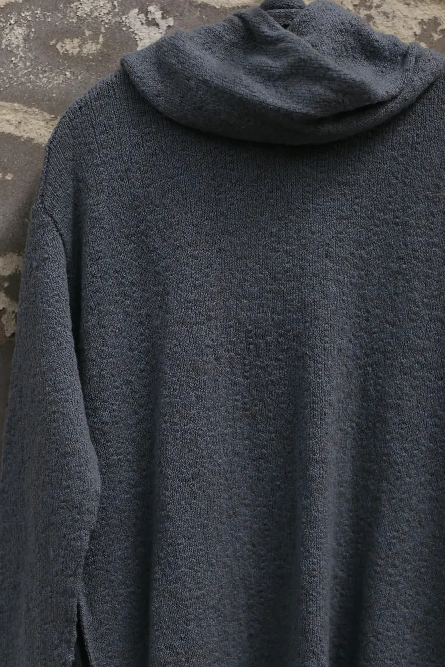 Daniel Andresen scarf cardigan HOP SIAM - Image 3