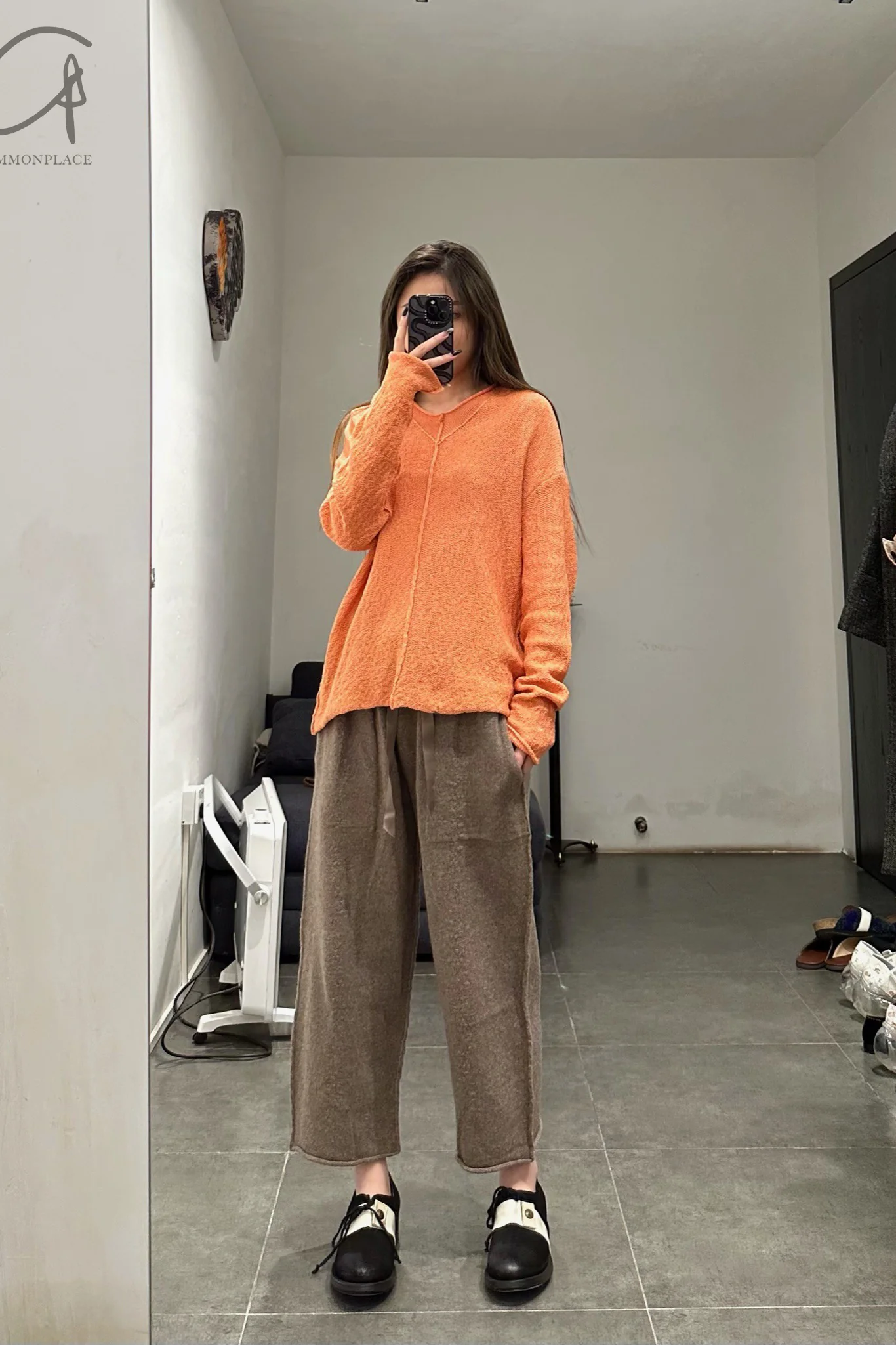 Daniel Andresen v-neck pullover CEDAR - Image 7