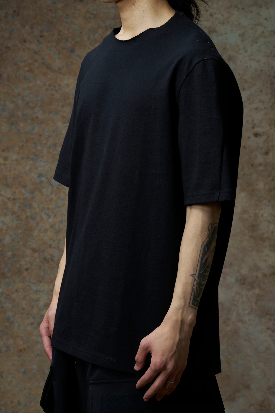 DEVOA 25 Fall/Winter Round Neck Short-Sleeve T-Shirt (Made in Japan) DVA-CSC-DCK1-BLACK - Image 7