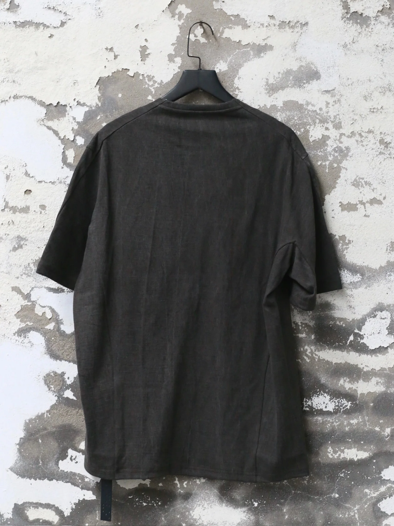 DEVOA 25 Fall/Winter Round Neck Short-Sleeve T-Shirt (Made in Japan) DVA-CSC-DCK1-CHARCOA - Image 4