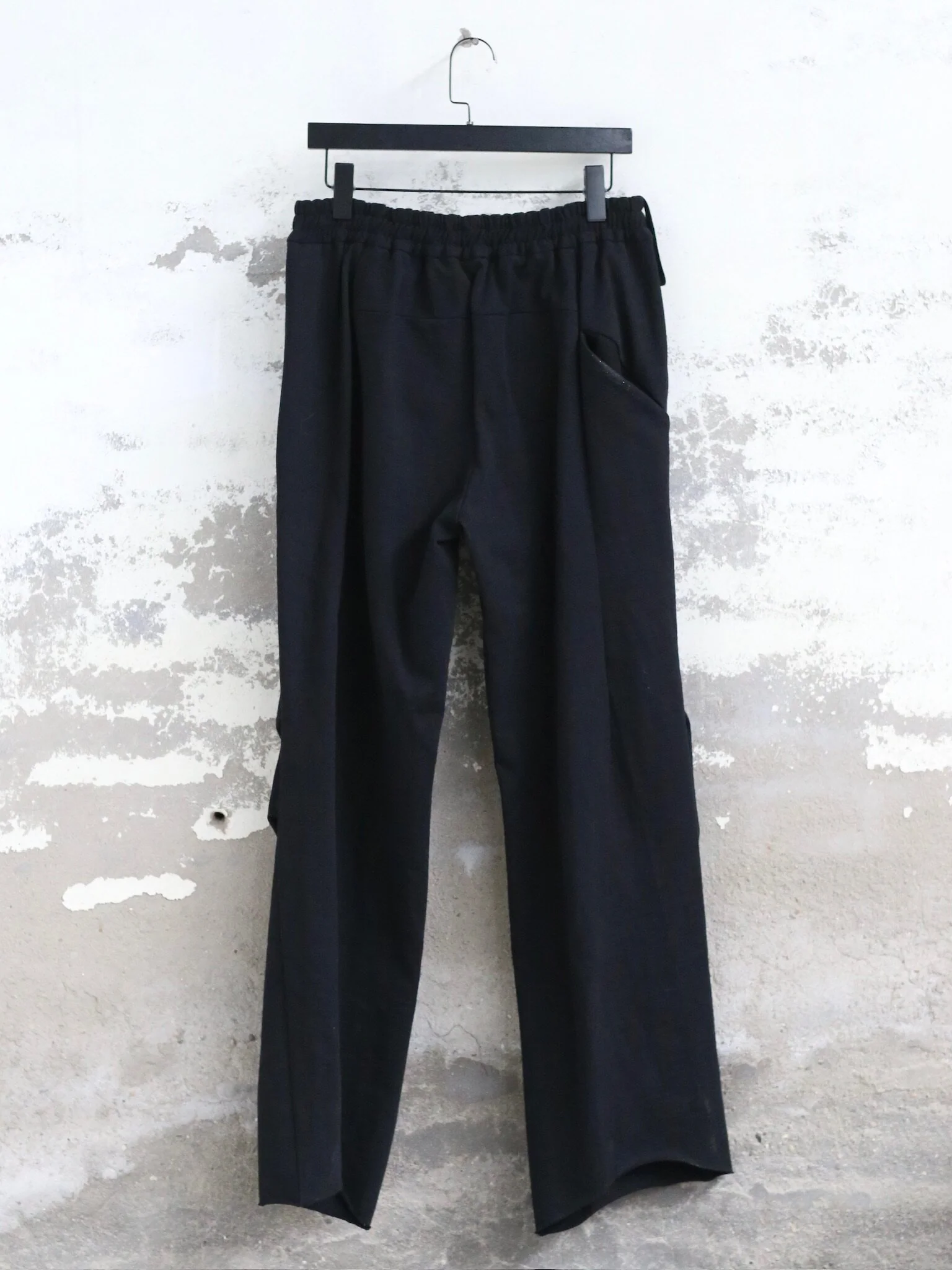 DEVOA 26SS Drawstring Elastic Waist Loose Casual Pants (Japan) DVA-PTJ-WTEK-BLACK - Image 4