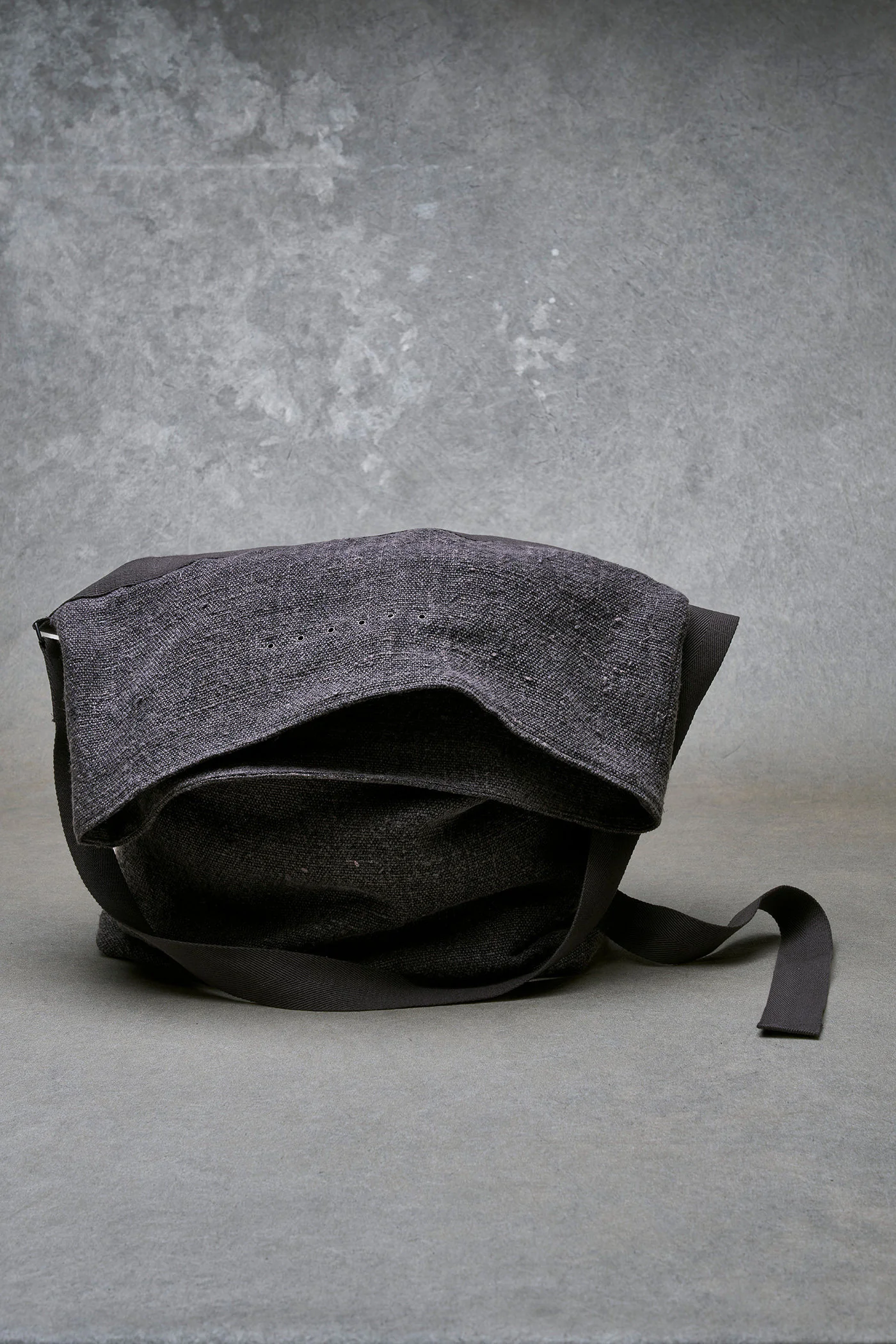 DEVOA 26SS Wool Twill/Hand-woven Linen Shoulder Backpack DVA-DBI-MSBF-LINEN/MAD GRAY - Image 5