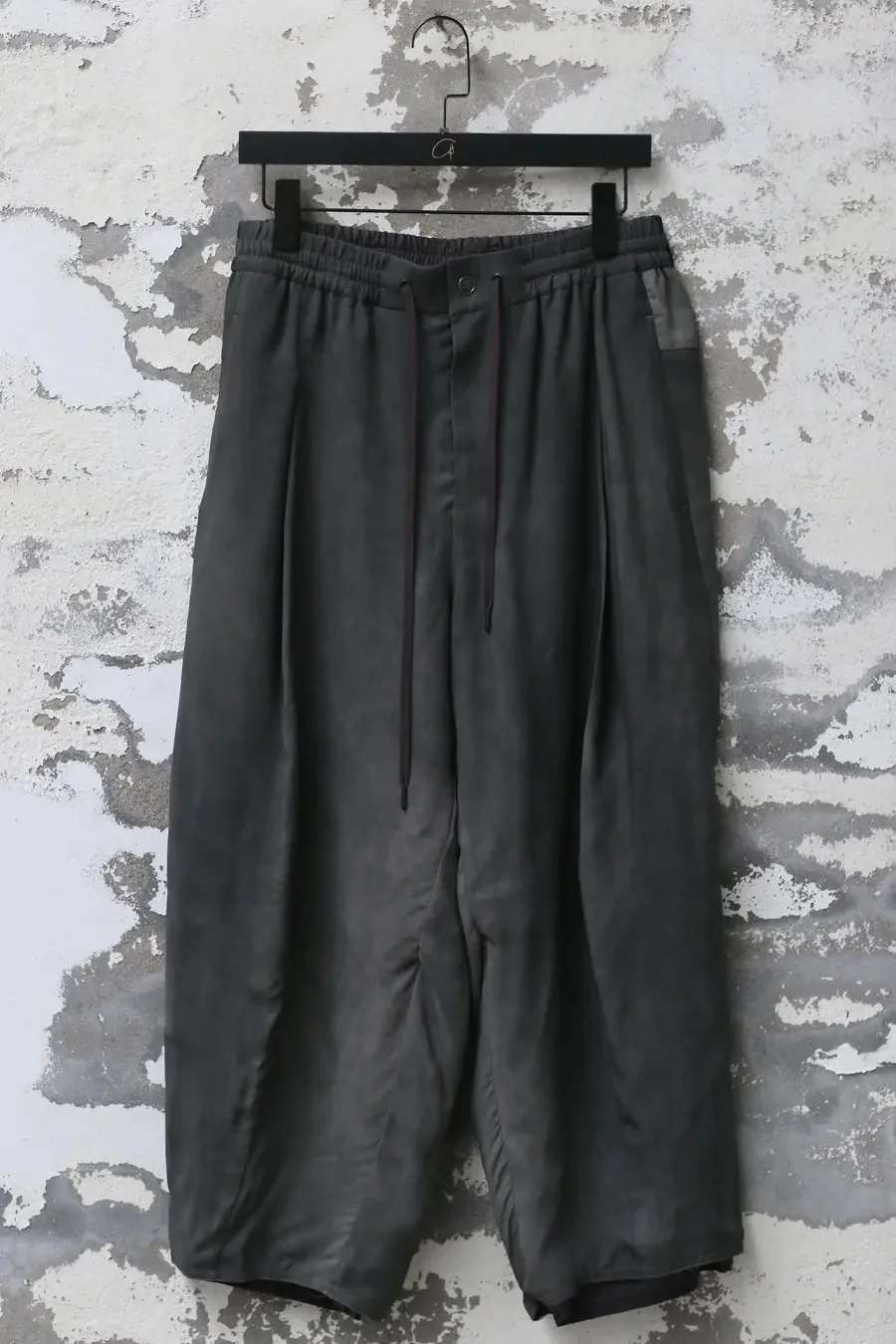 DEVOA Elastic Waist Loose Pants 24SS PTI-SVLC Charcoal