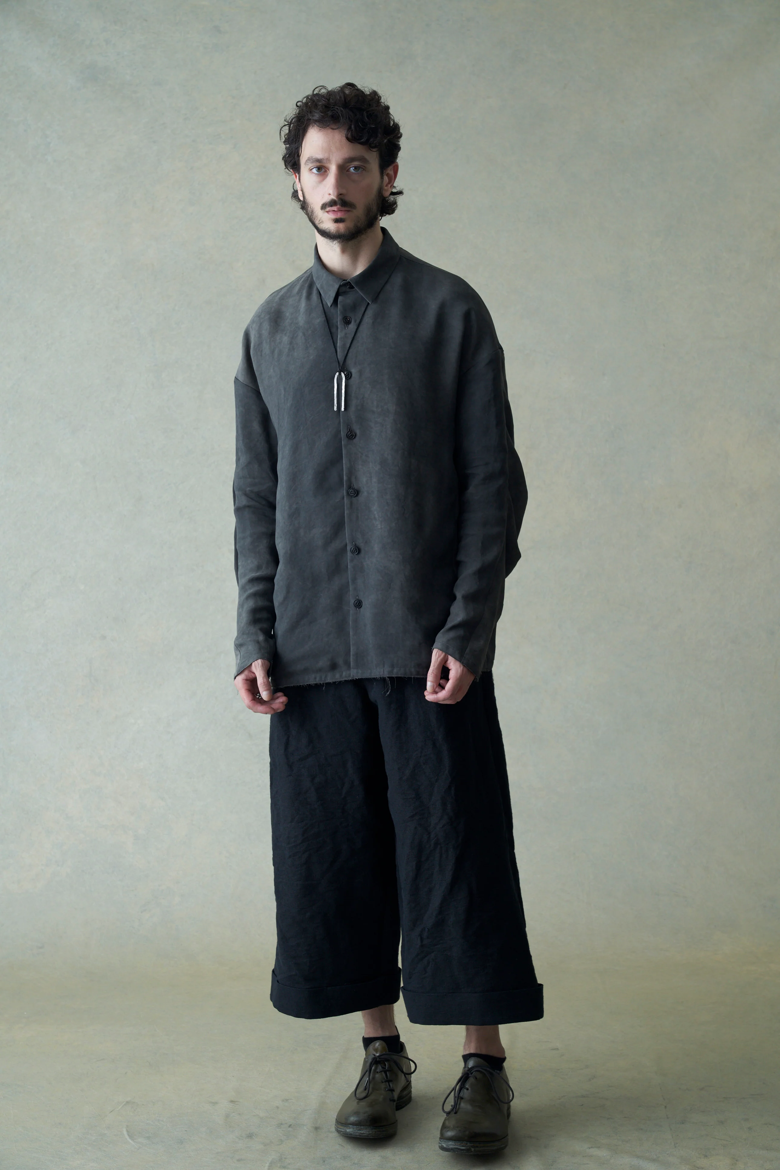 DEVOA Jacket 24SS JKI-SVLR-MUTAN Charcoal - Image 17