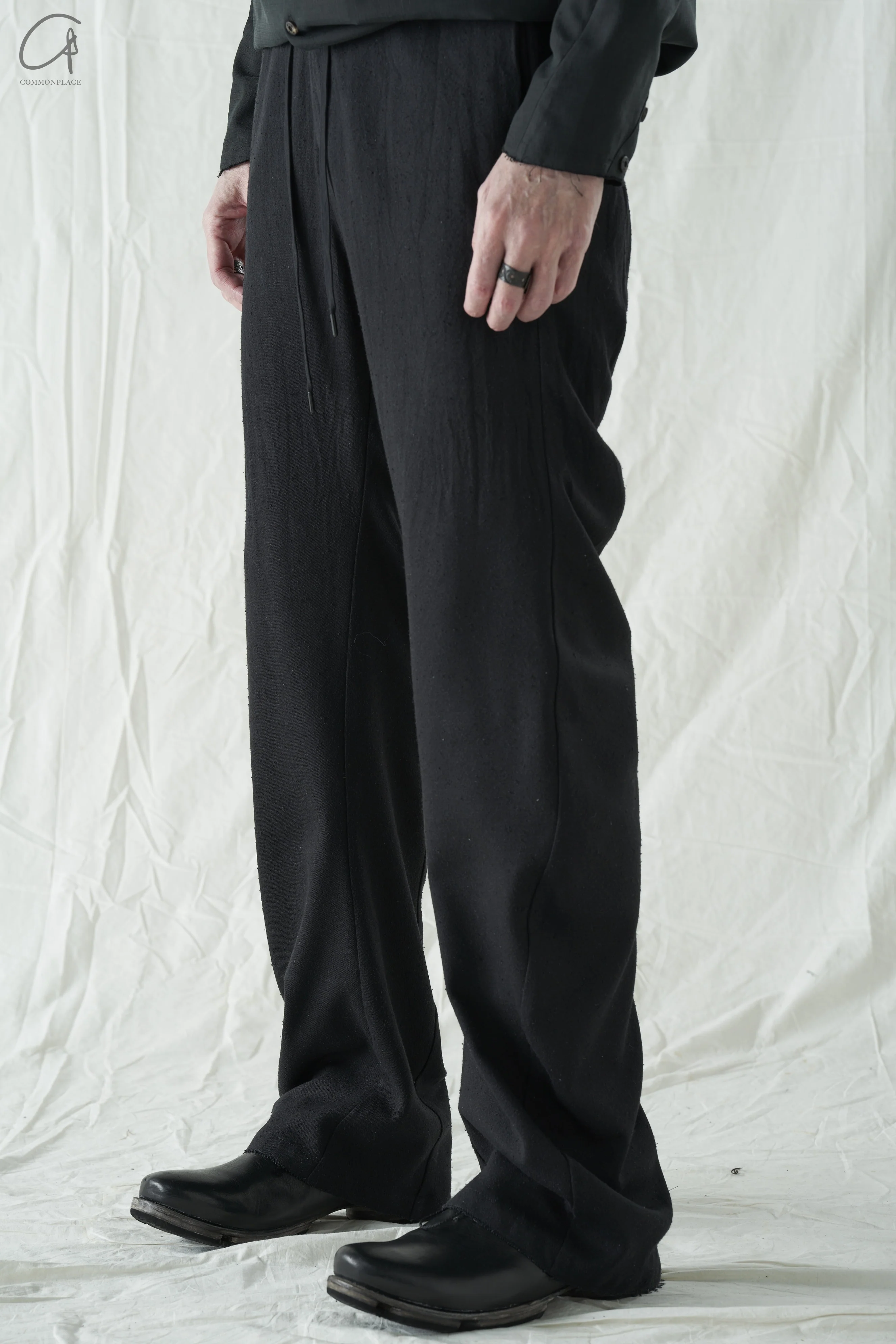 DEVOA trousers DVA-23AW PTI-DSNK-HEI black - Image 7