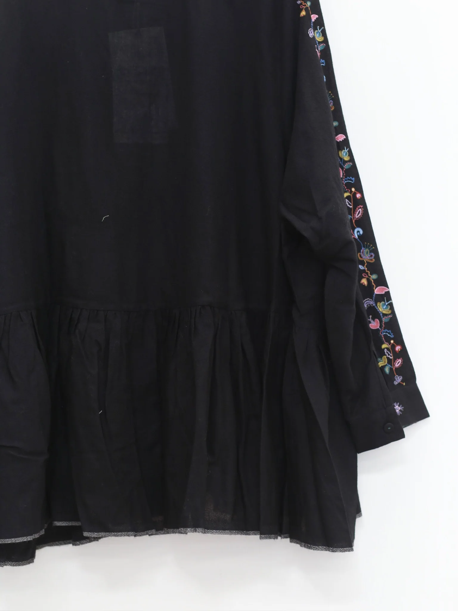 EKA 25 Autumn/Winter Hand-embroidered Loose-fitting Top/Shirt EKA-AWLT/25/11/MORO-BLACK - Image 6