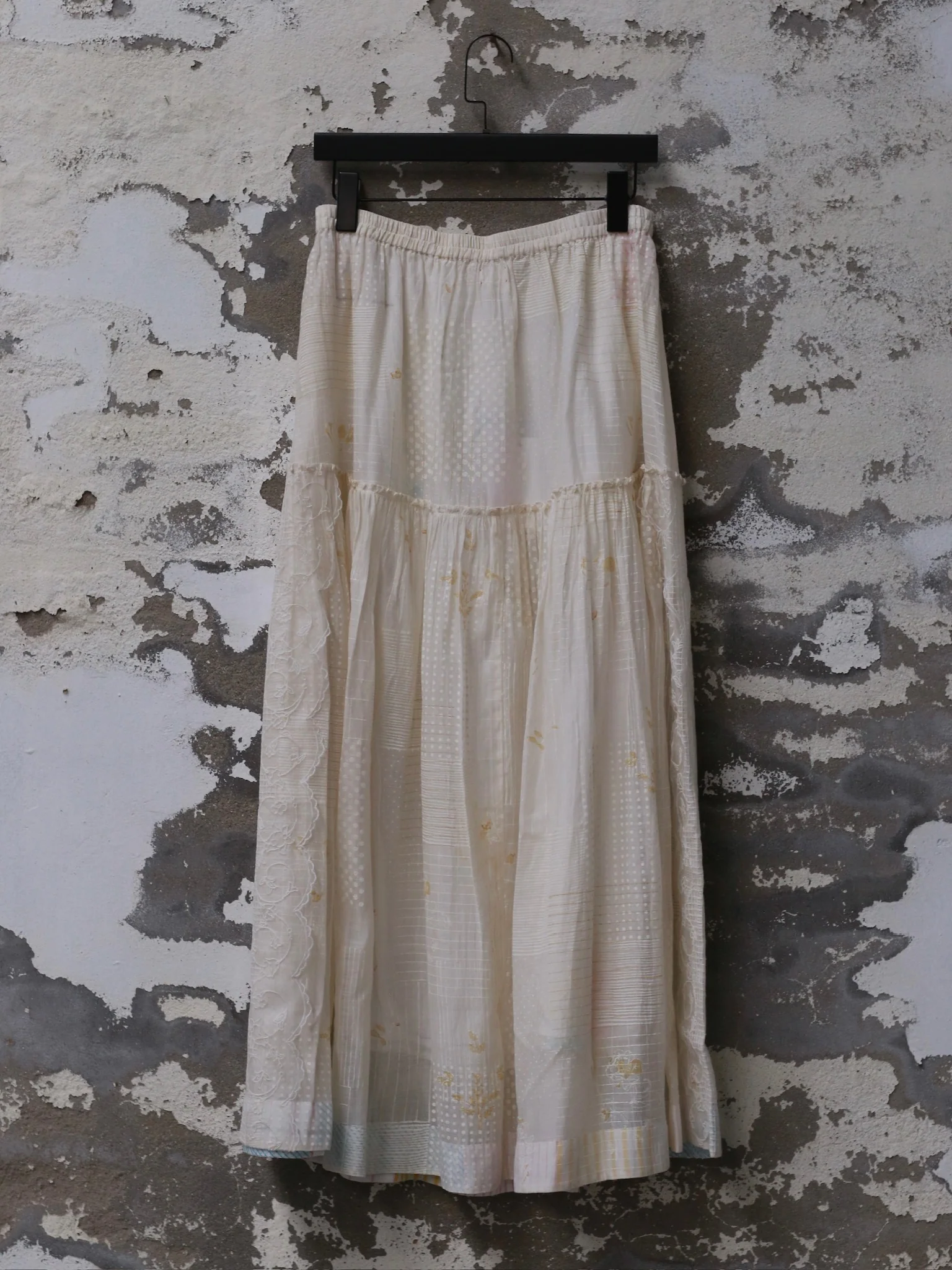 EKA 25 Spring/Summer Pleated Layer Skirt EKA-SS/25/167/PUZO-ECRU - Image 4