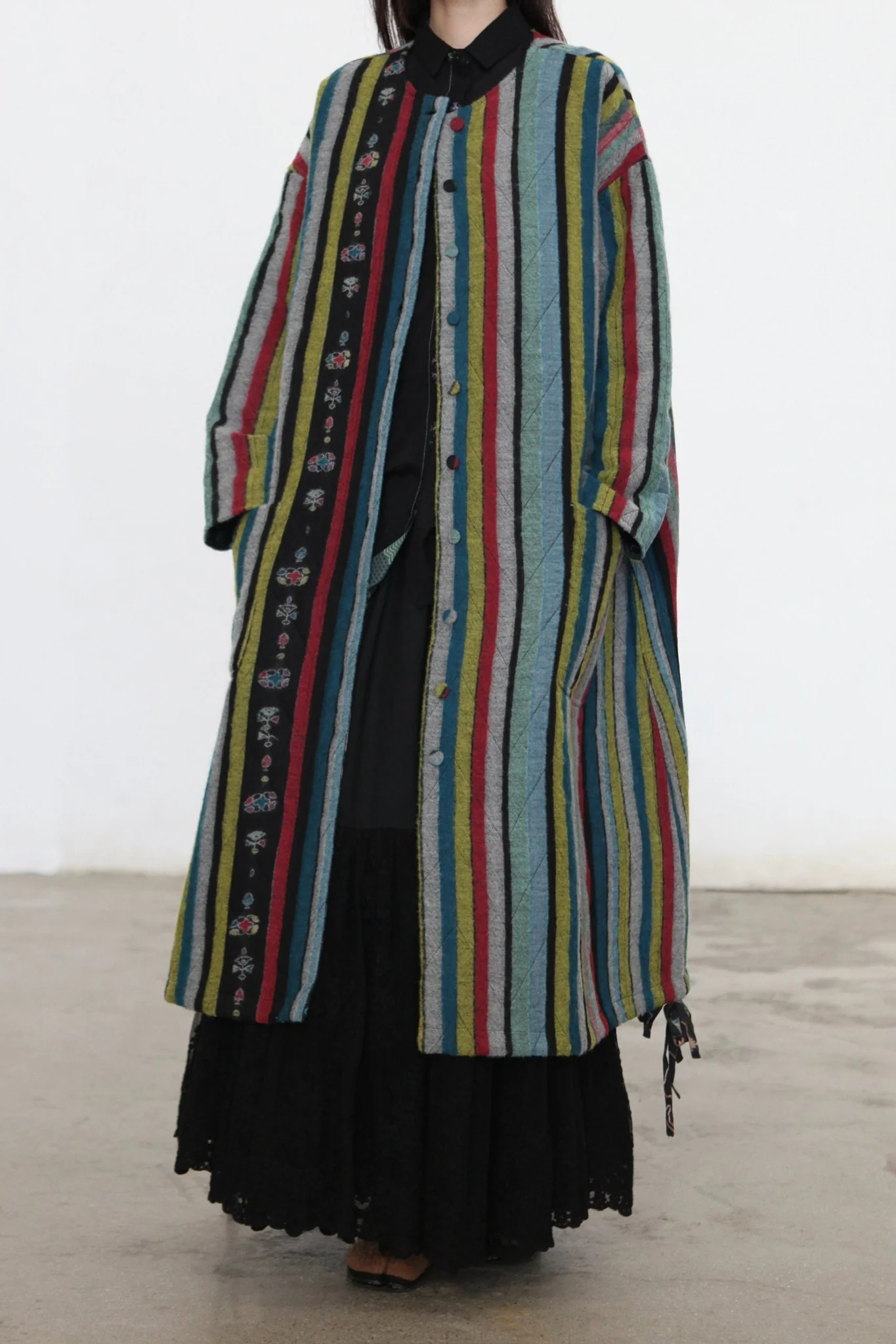 EKA Fall/Winter 2025 SOZNI Loose Fit Fully Quilted Reversible Jacket/Trench Coat EKA-AW/25/91/ELARA-MULTICOLOR - Image 7