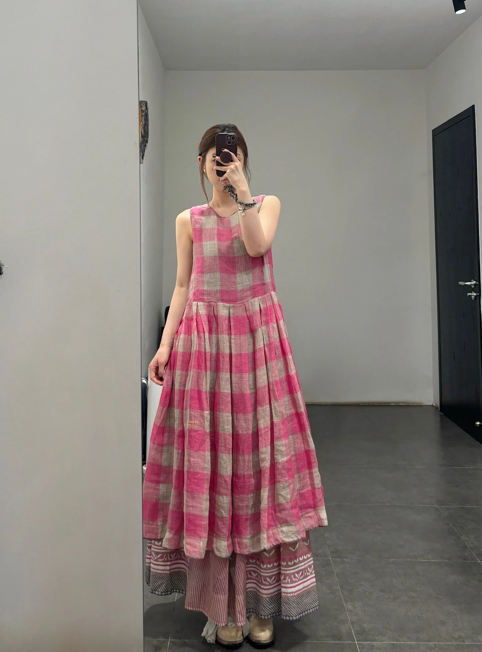 EKA Spring/Summer 2026 Hand-woven Checkered Gauze Sleeveless Pleated Midi Dress EKA-SS2693BASIL-1-ROUGE PINK - Image 14