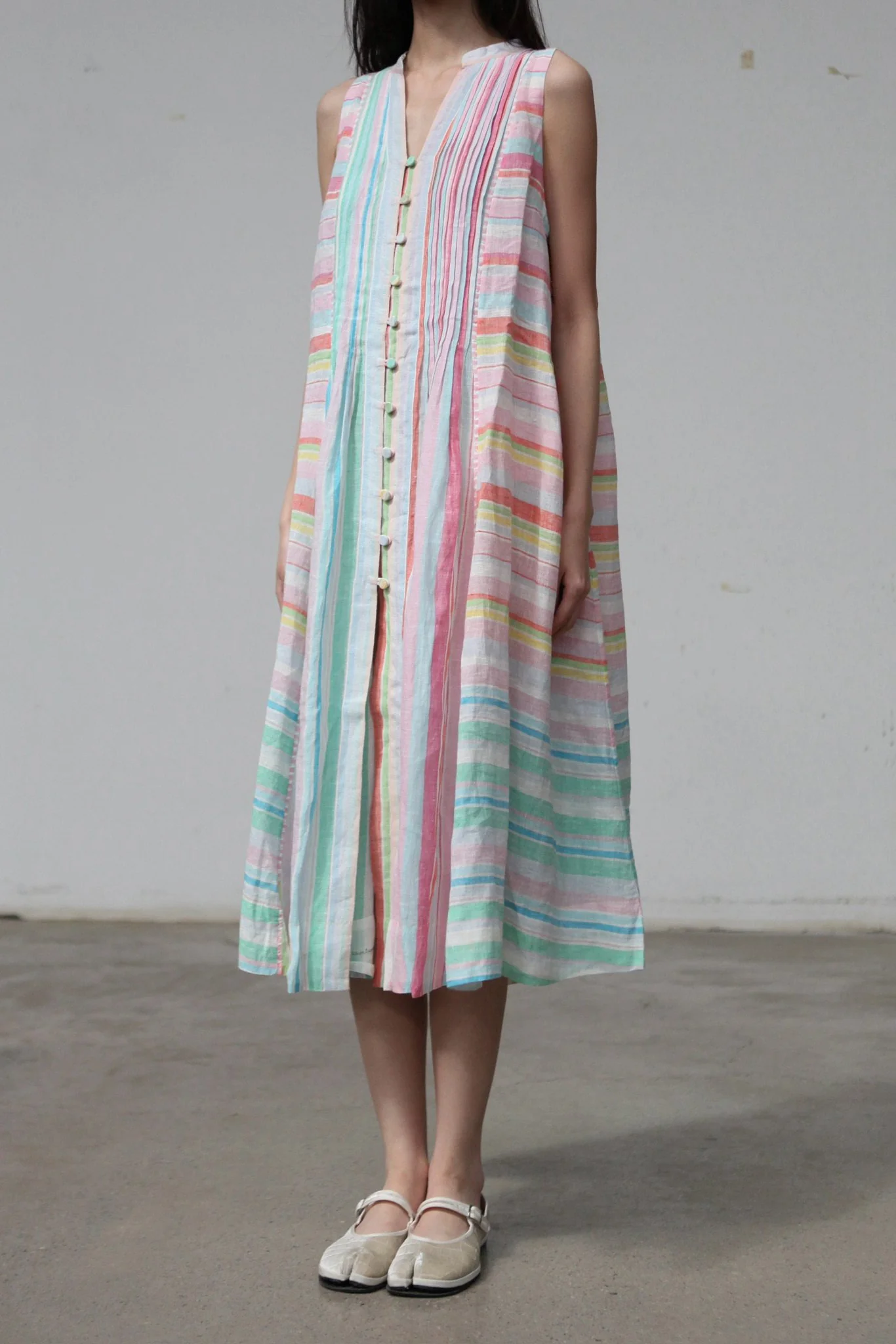 EKA Spring/Summer 2026 Sleeveless Pleated Midi Dress, India EKA-SS26189ORWELL-1-MULTICOLOR - Image 2