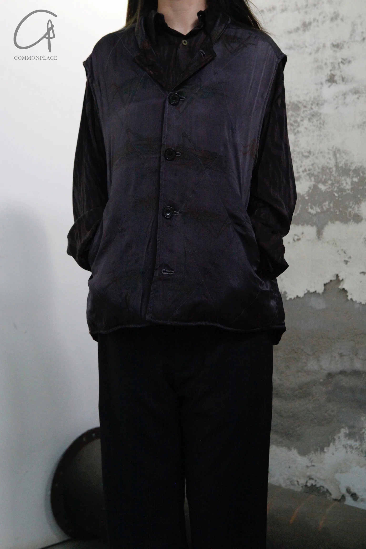 Geoffrey B. Small 5 buckle retro worker vest CVJ10 black locust printing - Image 2
