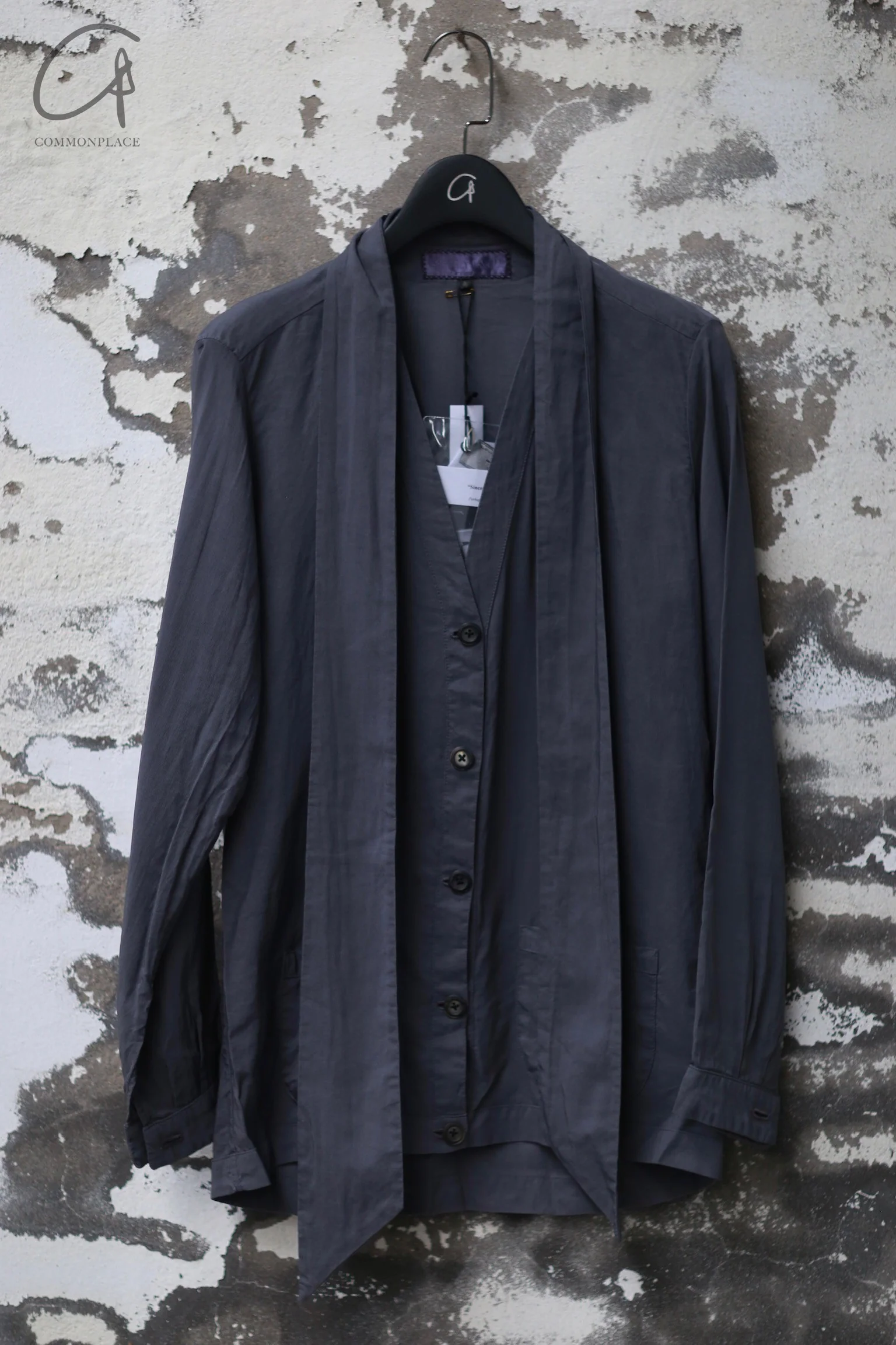 GEOFFREY B SMALL Deep V-neck jacket shirt Front patch pockets and detachable scarf GBS-EV7WJ01-HUI Grey - Image 5