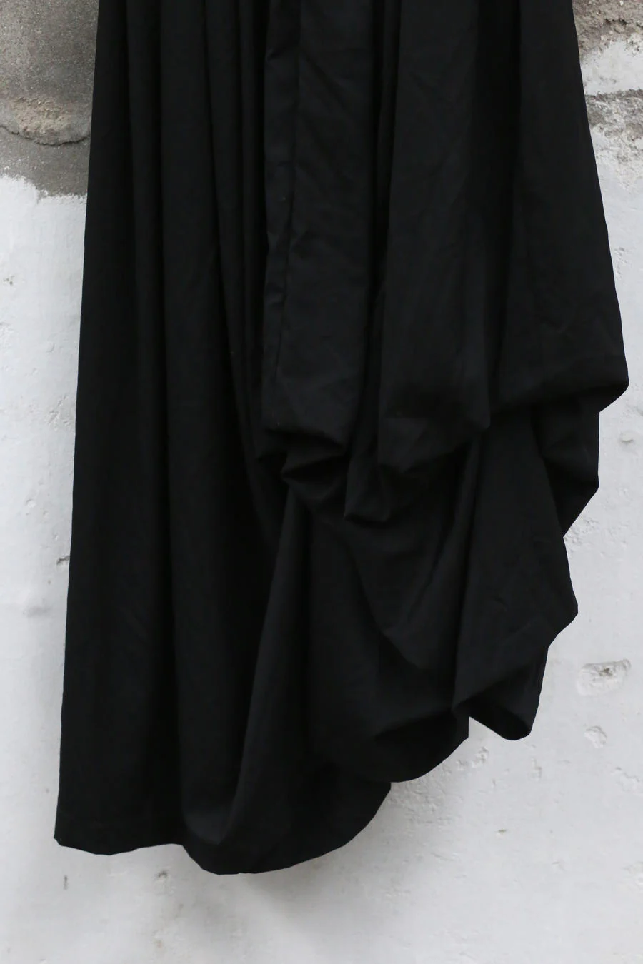 GEOFFREY B. SMALL Hand-made women's short skirt SEWG09 - Image 14