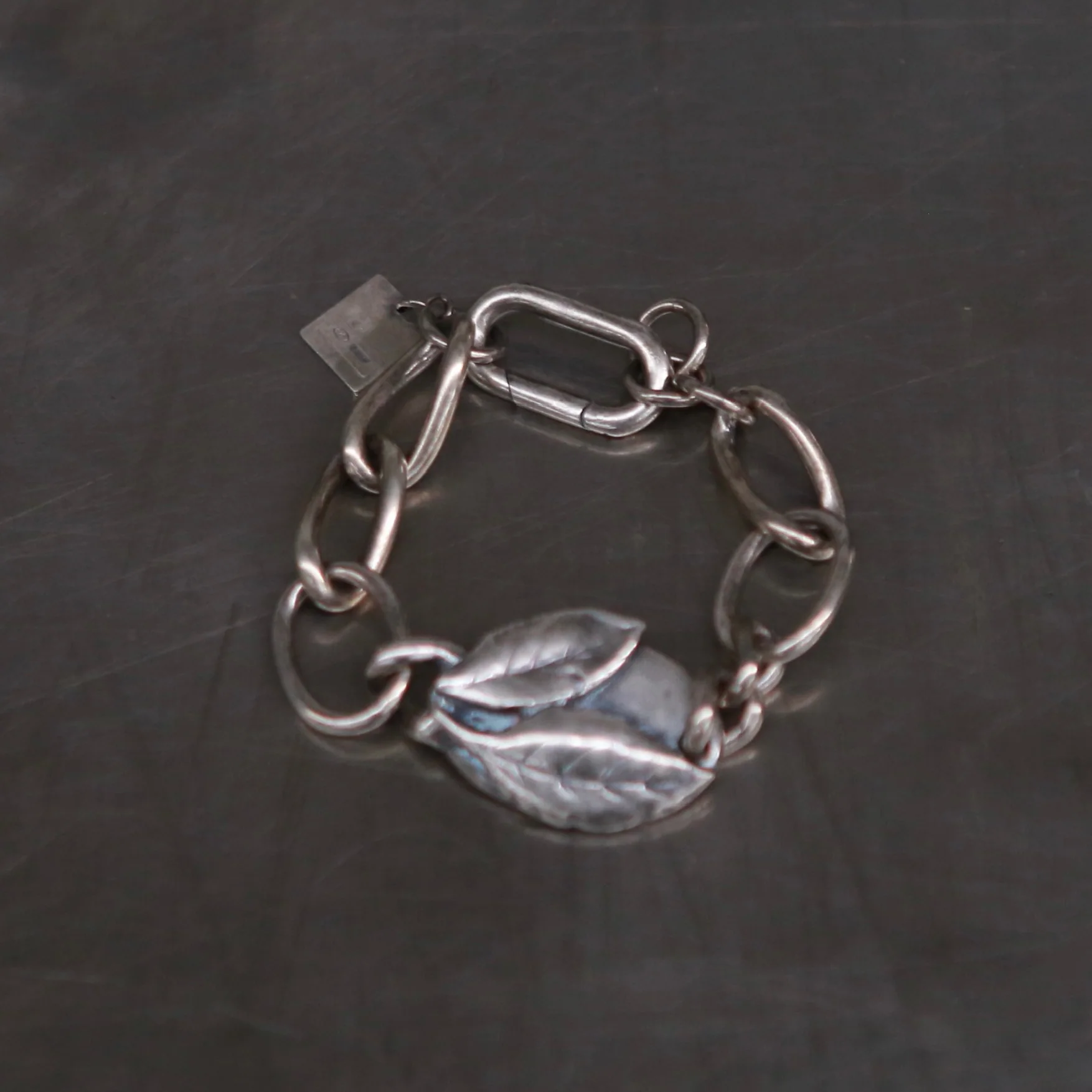 GOTI Artisan Hand Carved Leaf Bracelet 925 Silver Italy GT-BR2060 Silver-0 - Image 4