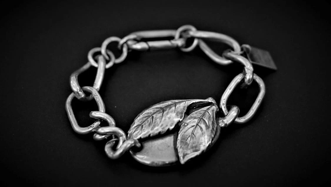 GOTI Artisan Hand Carved Leaf Bracelet 925 Silver Italy GT-BR2060 Silver-0 - Image 5