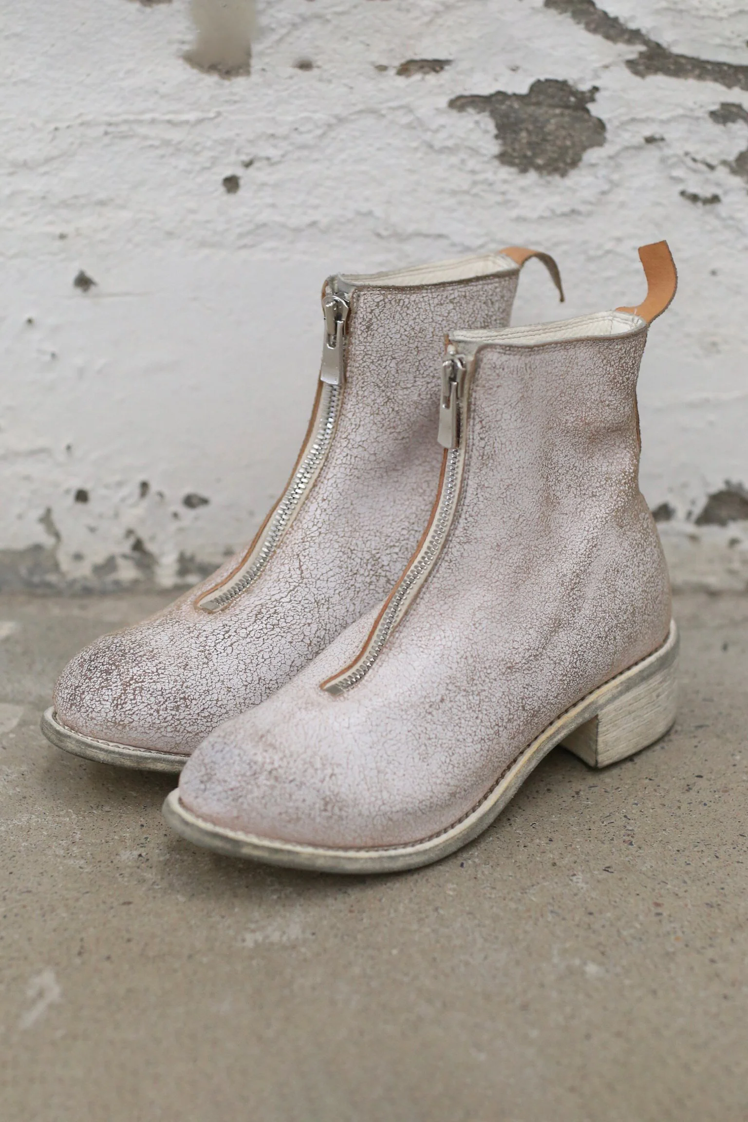 Guidi PL1_NTR Round Toe Front Zipper Boots, Italian Handmade, GD-PL1_RUI-00_NTR Peel-Off Coating Style