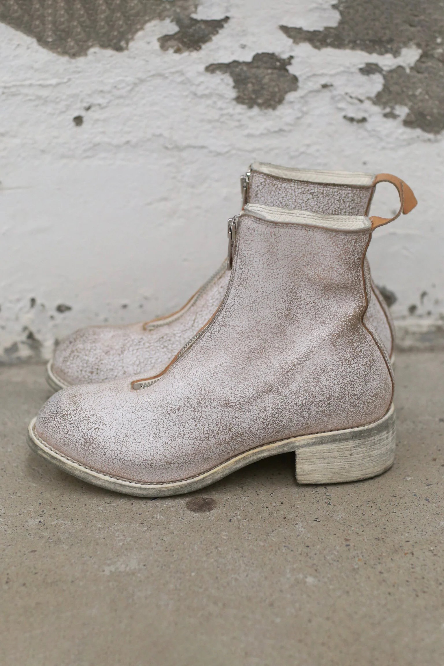 Guidi PL1_NTR Round Toe Front Zipper Boots, Italian Handmade, GD-PL1_RUI-00_NTR Peel-Off Coating Style - Image 2