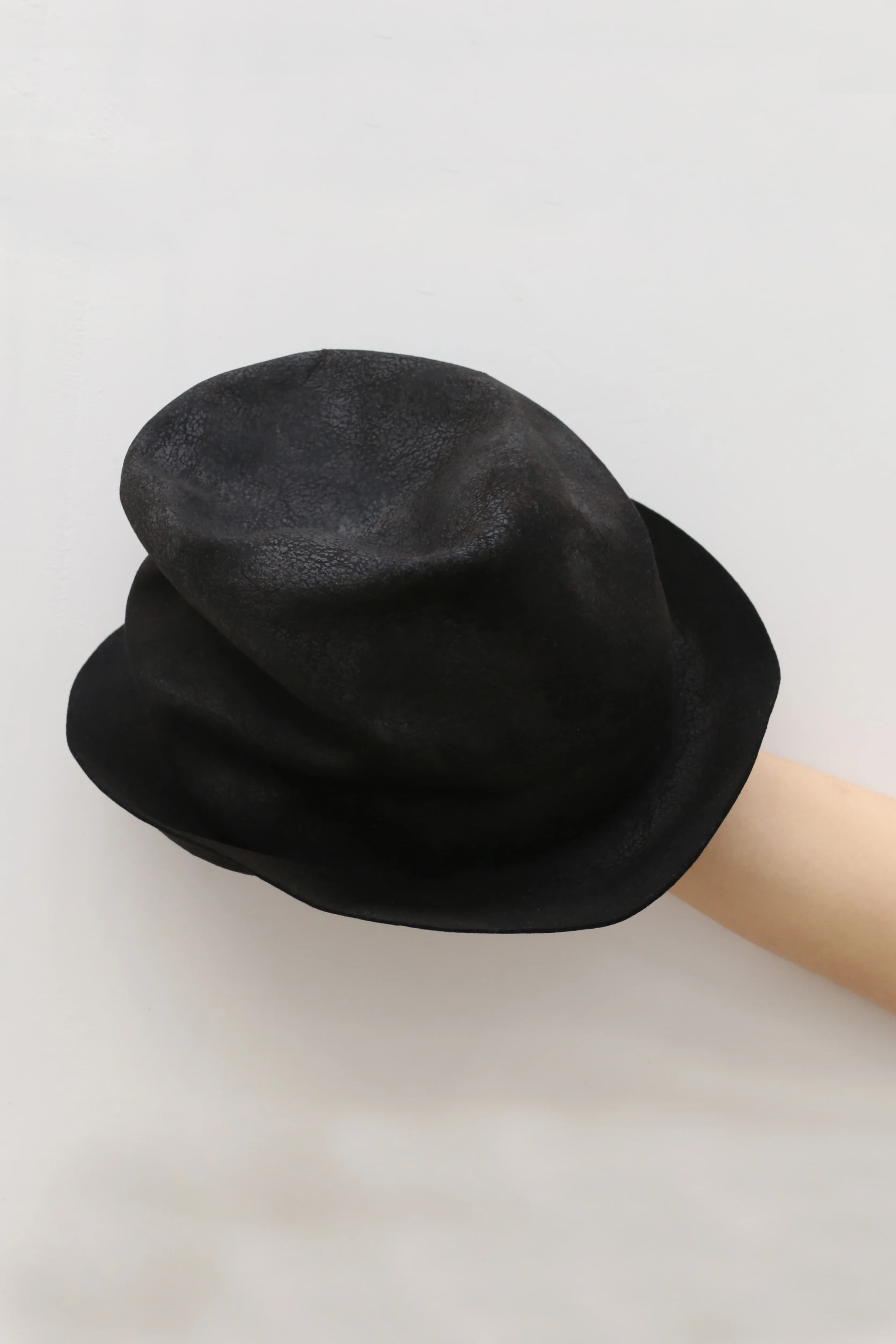HORISAKI SS21 RHSMRF005 EB rabbit felt BLACK - Image 2