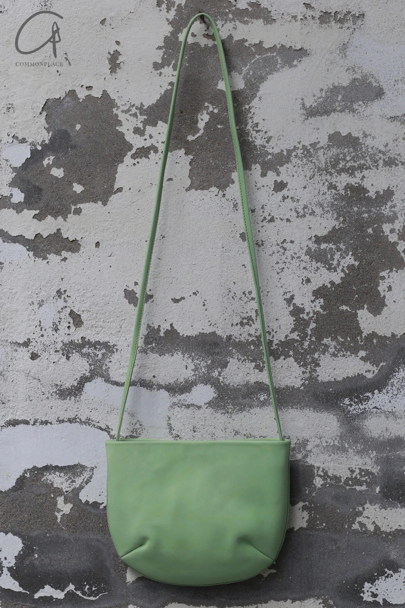 imibooo 2024SS colorful water-dyed cowhide round bag OlaBag OOO-IMB24OL-CLS-TP-HYL 24SSOL TOPAZ/topaz green - Image 5