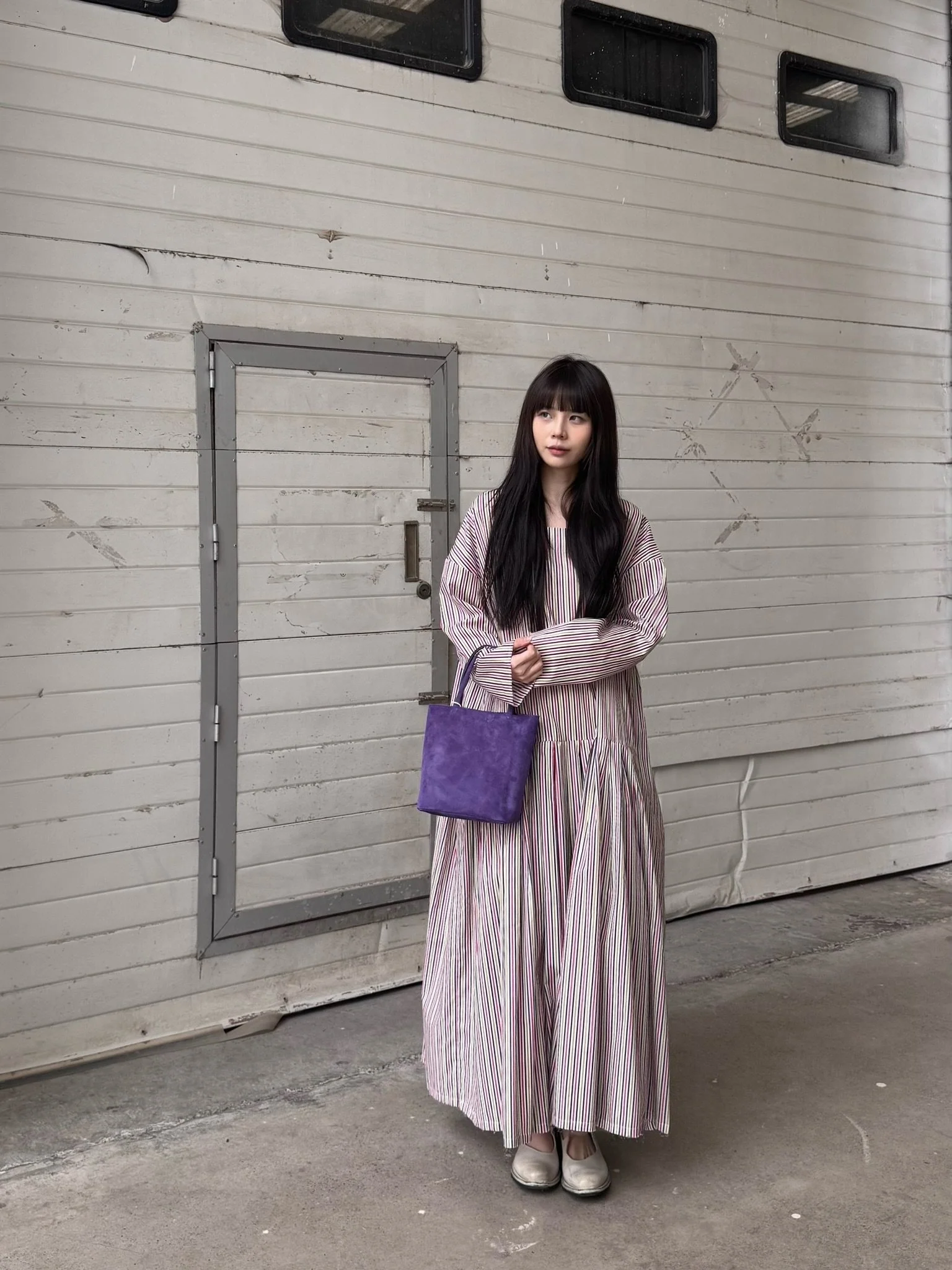 imibooo Fall/Winter 2024: Dyed pigskin mini tote bag with short handles (OOO-IMB24SDL-PSL-AM-HKZ, Anemone/Sea Anemone Purple) - Image 6