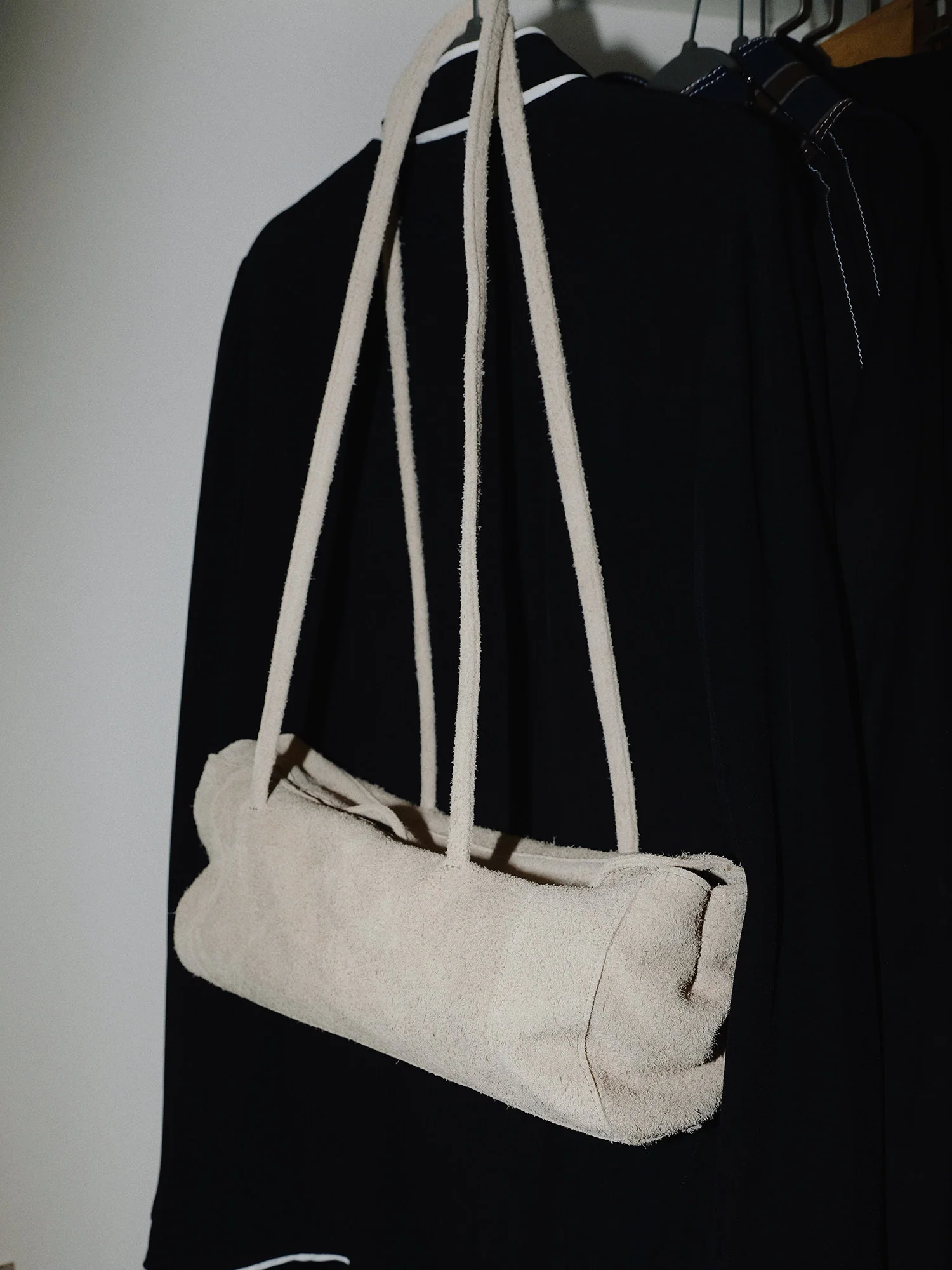 imibooo Longlady bag, elegant leather handbag series, model number OOO-IMB25LL-WCS-IVO, ivory white - Image 6