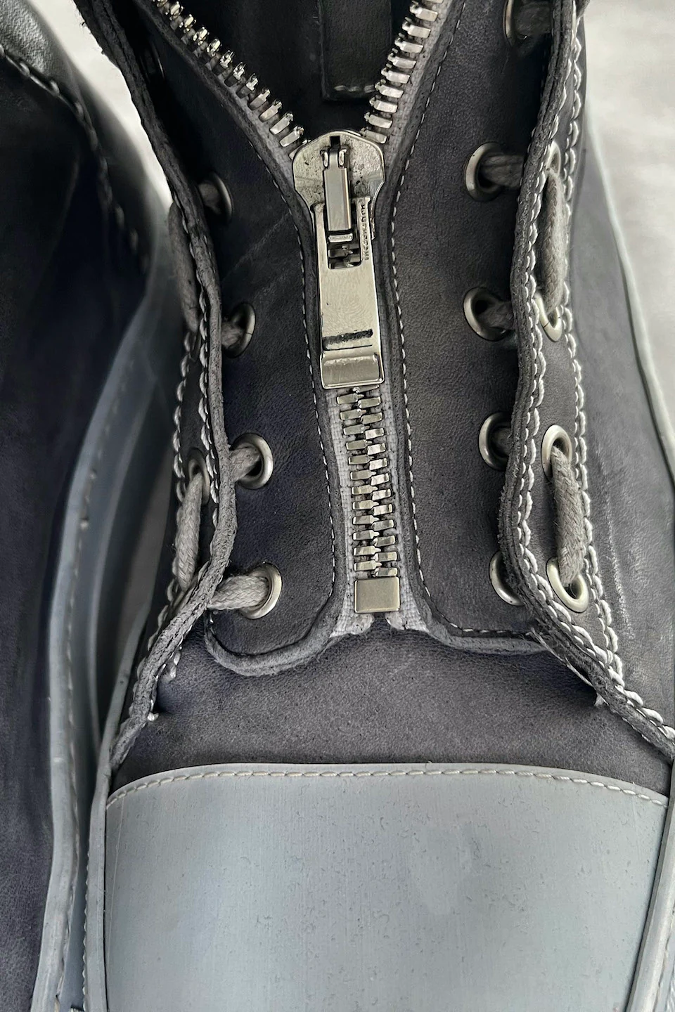 incarnation horse leather sneakers 23SS 32611B-7987RAW Gray 1 - Image 4
