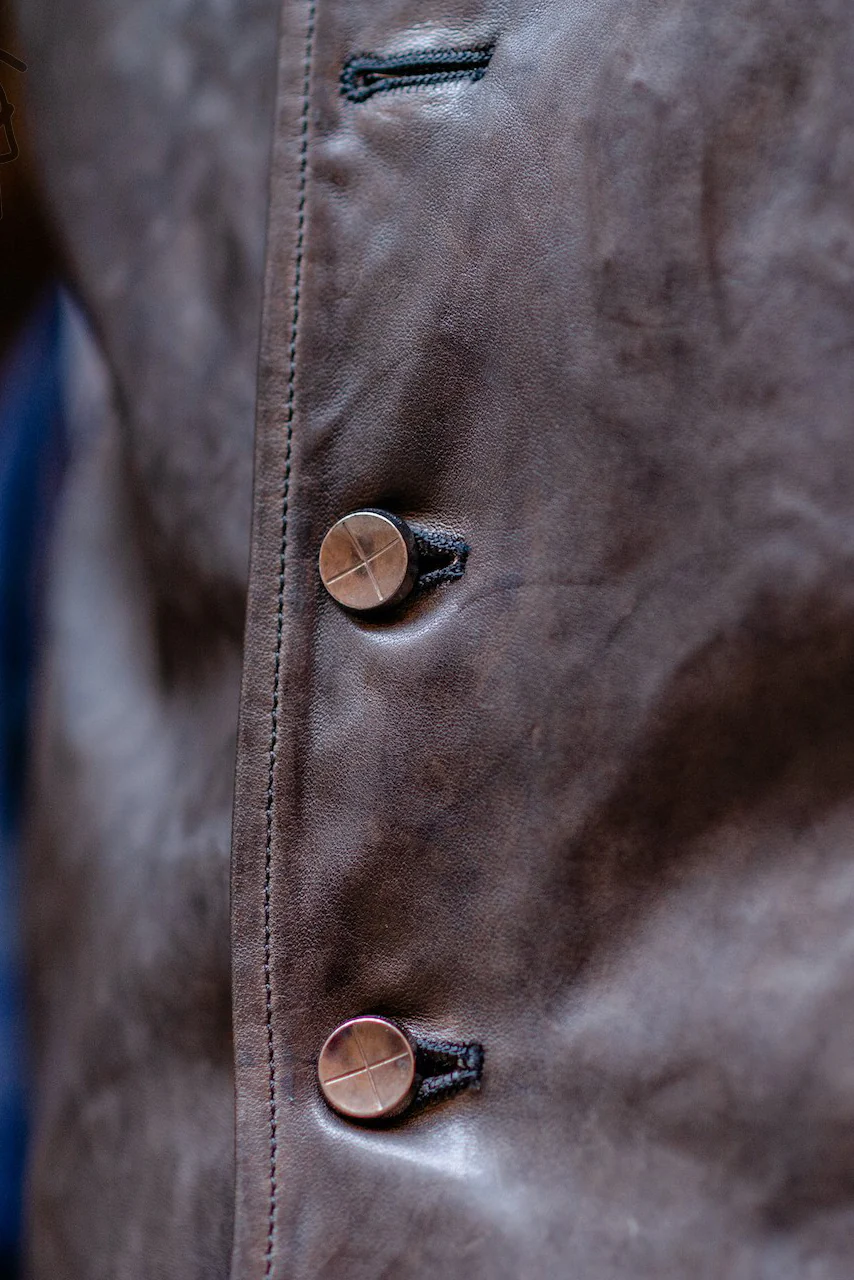 incarnation vegetable tanned horse leather vest rough and mottled high degree of handmade ICNT-12711-2247-SZONGLP dark brown bright leather - Image 6