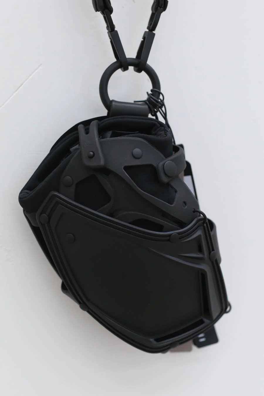 INNERRAUM Black Matte Wristlet Phone Case I51BMBKPV00 PI19 - Image 2