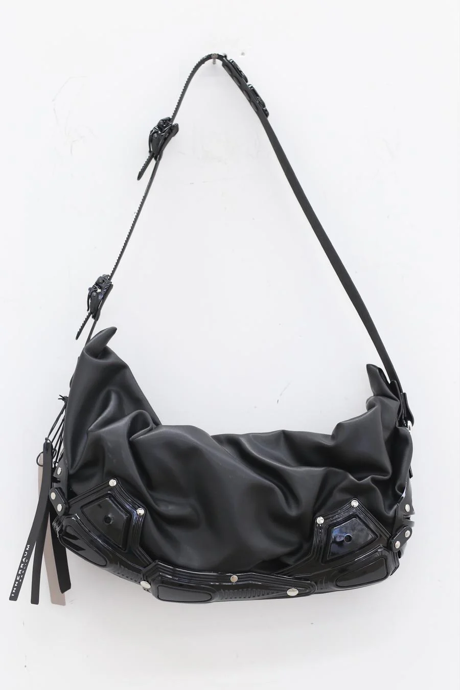INNERRAUM Finney Backpack M07BSSLPU00 Black Shiny Silver PI16 - Image 4