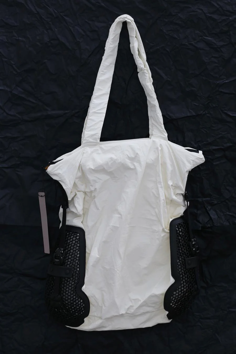 INNERRAUM Upright Shopping Bag S04WBBKPU00 Black & White PI50 - Image 4
