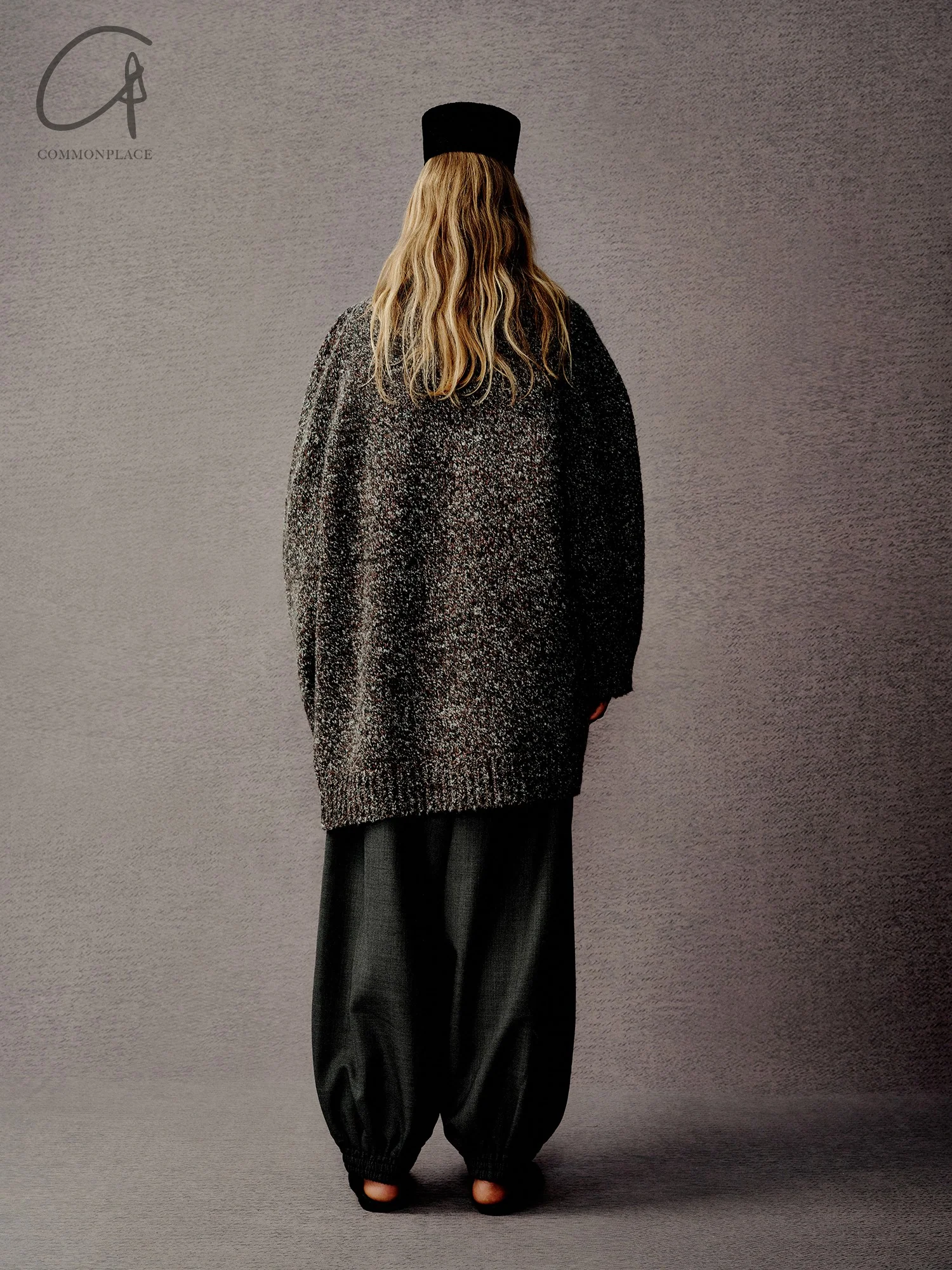 INTO THE EAST 24 Autumn and Winter Mixed Loose V-Neck Cardigan ITE-E1YGAW013GY20JK-HUI Gray - Image 13