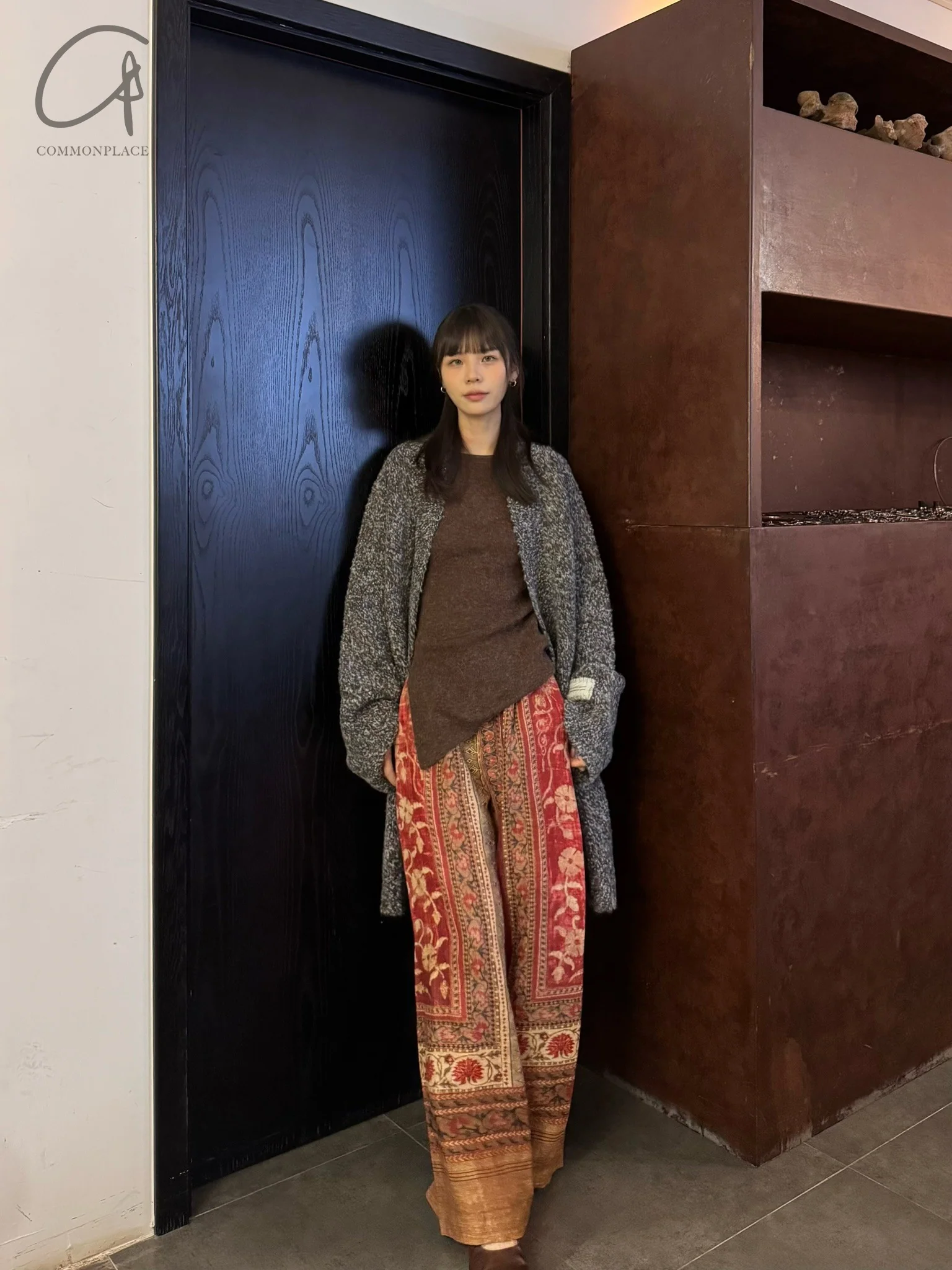 INTO THE EAST 24 Autumn and Winter Mixed Loose V-Neck Cardigan ITE-E1YGAW013GY20JK-HUI Gray - Image 17