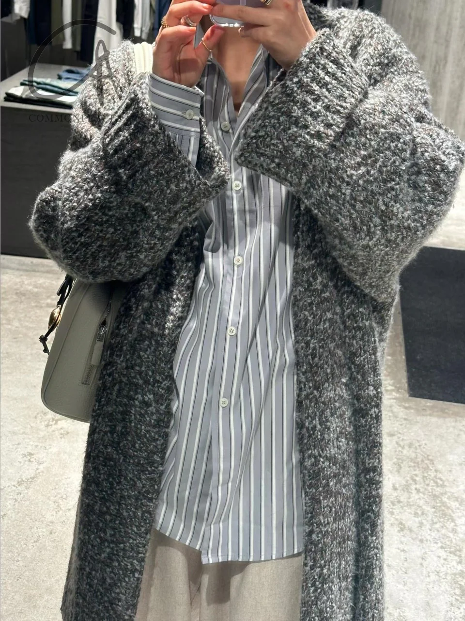 INTO THE EAST 24 Autumn and Winter Mixed Loose V-Neck Cardigan ITE-E1YGAW013GY20JK-HUI Gray - Image 25