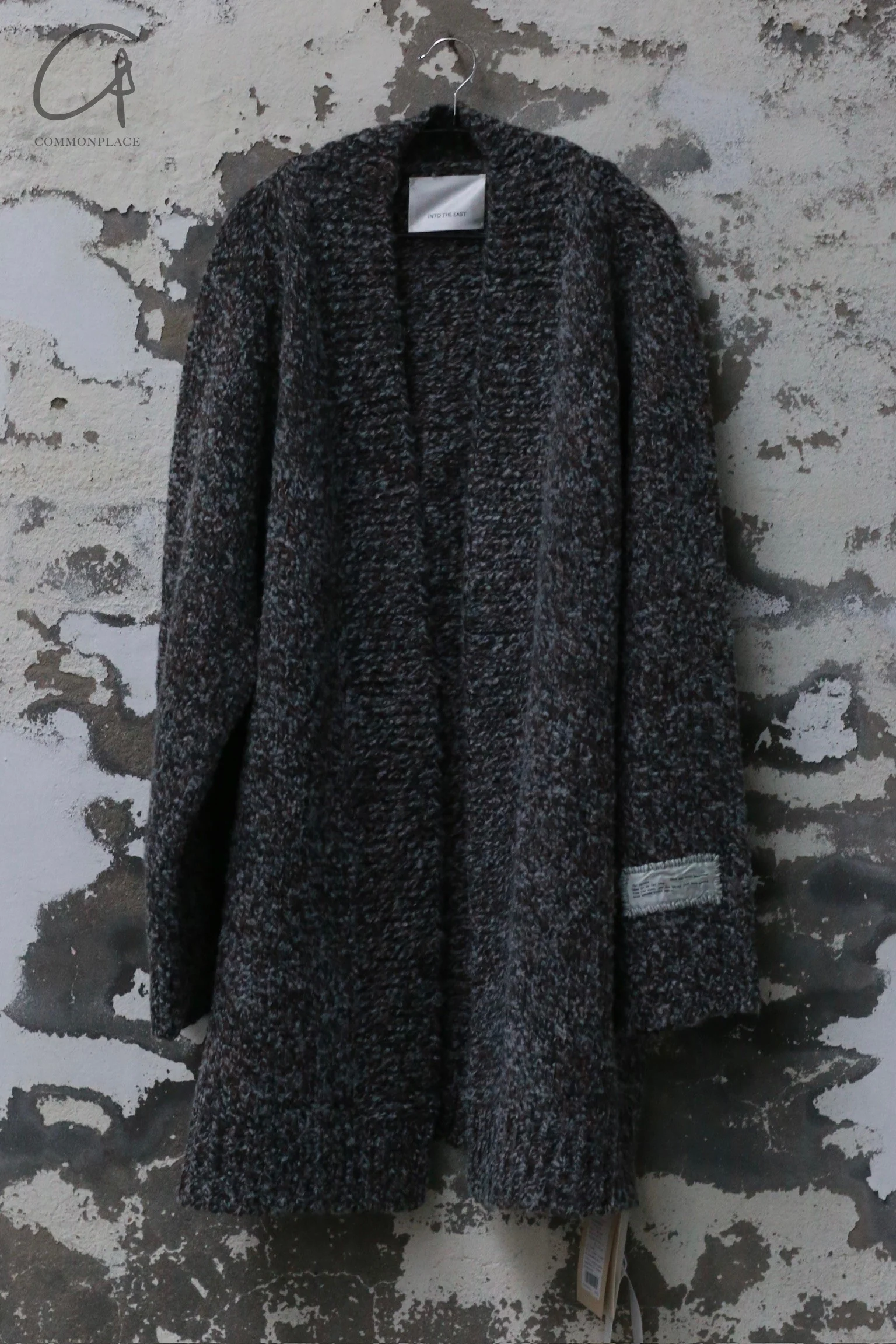 INTO THE EAST 24 Autumn and Winter Mixed Loose V-Neck Cardigan ITE-E1YGAW013GY20JK-HUI Gray - Image 5