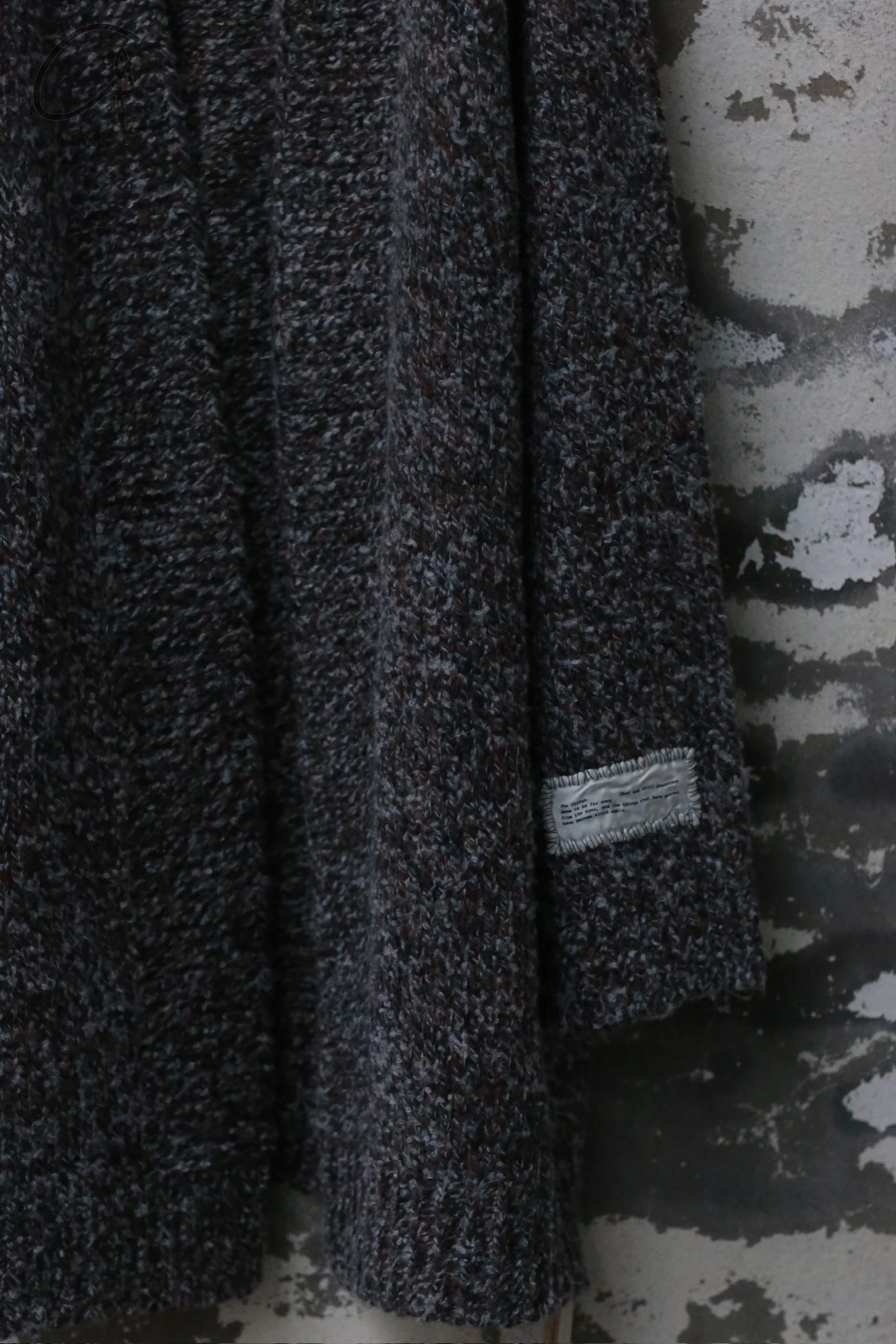 INTO THE EAST 24 Autumn and Winter Mixed Loose V-Neck Cardigan ITE-E1YGAW013GY20JK-HUI Gray - Image 6