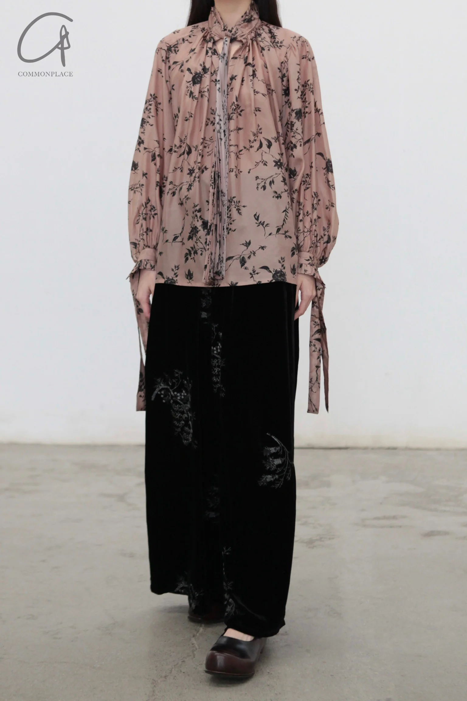 INTO THE EAST 24 Autumn and Winter Silk Lace-up Shirt ITE-E1YGAW008KT21SH-KA Coffee E1YGAW007WT20SH E1YGAW008KT21SH - Image 3