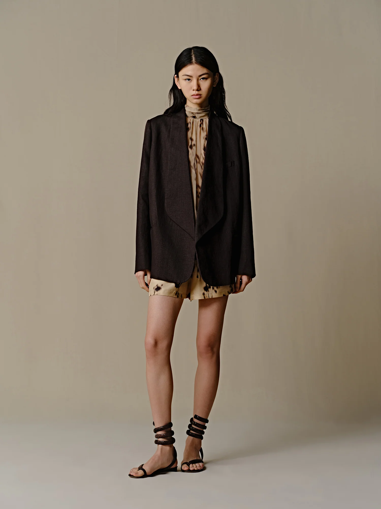 INTO THE EAST 25 Autumn and Winter Brown Linen Wide Collar Suit ITE-E1DGSS003CF20SU-KA Brown - Image 14