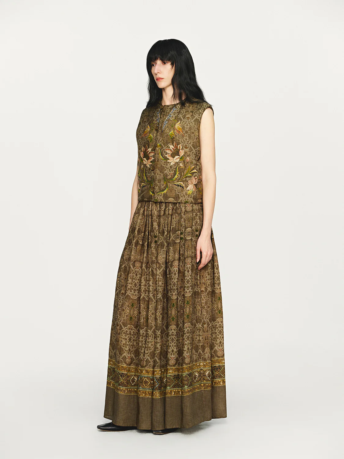 INTO THE EAST 25 Autumn and Winter Moss Green Dark Pattern Print Linen Skirt ITE-E1DGAW006GR21SK-LV Green - Image 12