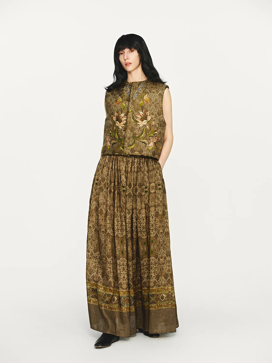 INTO THE EAST 25 Autumn and Winter Moss Green Dark Pattern Print Linen Skirt ITE-E1DGAW006GR21SK-LV Green - Image 13