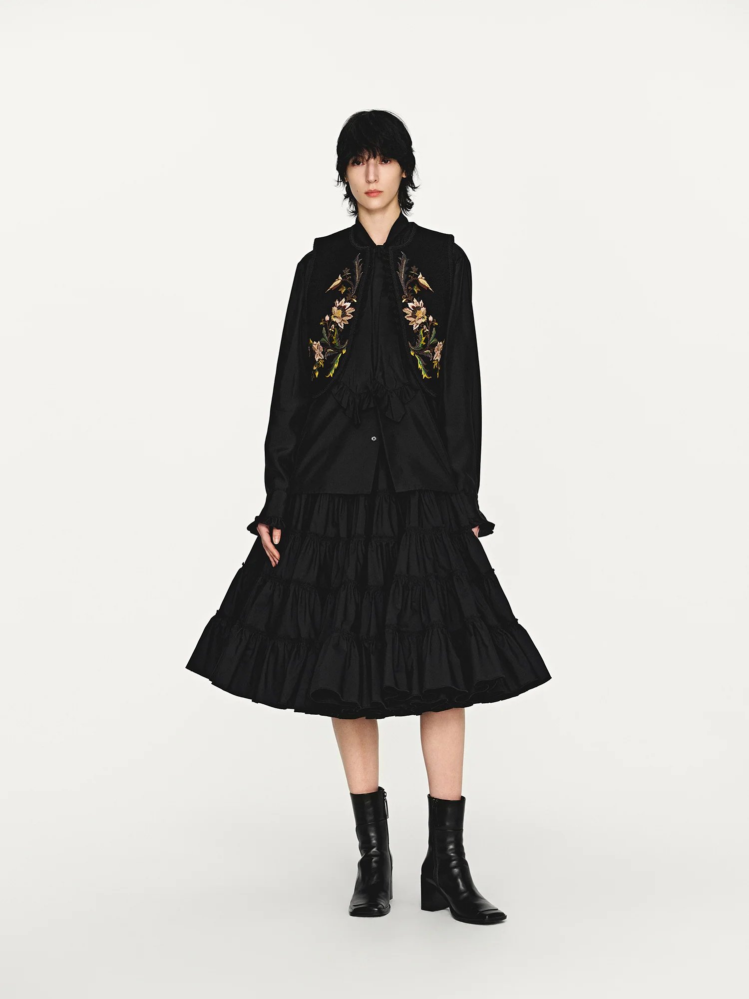INTO THE EAST 25 Autumn/Winter Lace Tie Silk Shirt ITE-E1DGAW025BL20SH-HE Black - Image 16