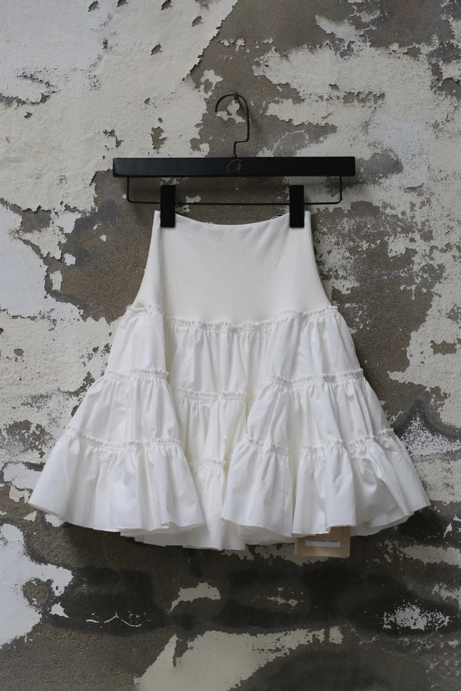 INTO THE EAST 25 Autumn/Winter Layered Short Skirt ITE-E1DGAW070WT21SK-BAI White