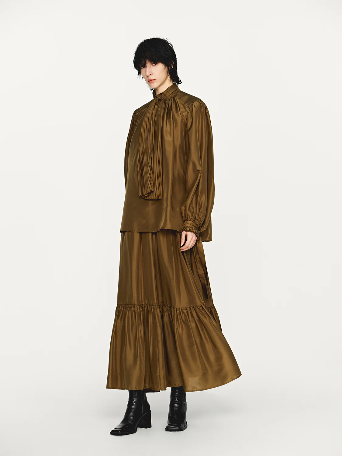 INTO THE EAST 25 Autumn/Winter Moss Green Lace-Up Silk Top/Spliced Layered Silk Skirt ITE-E1DGAW003GR20SK-LV Skirt (E1DGAW002GR20TP) - Image 14