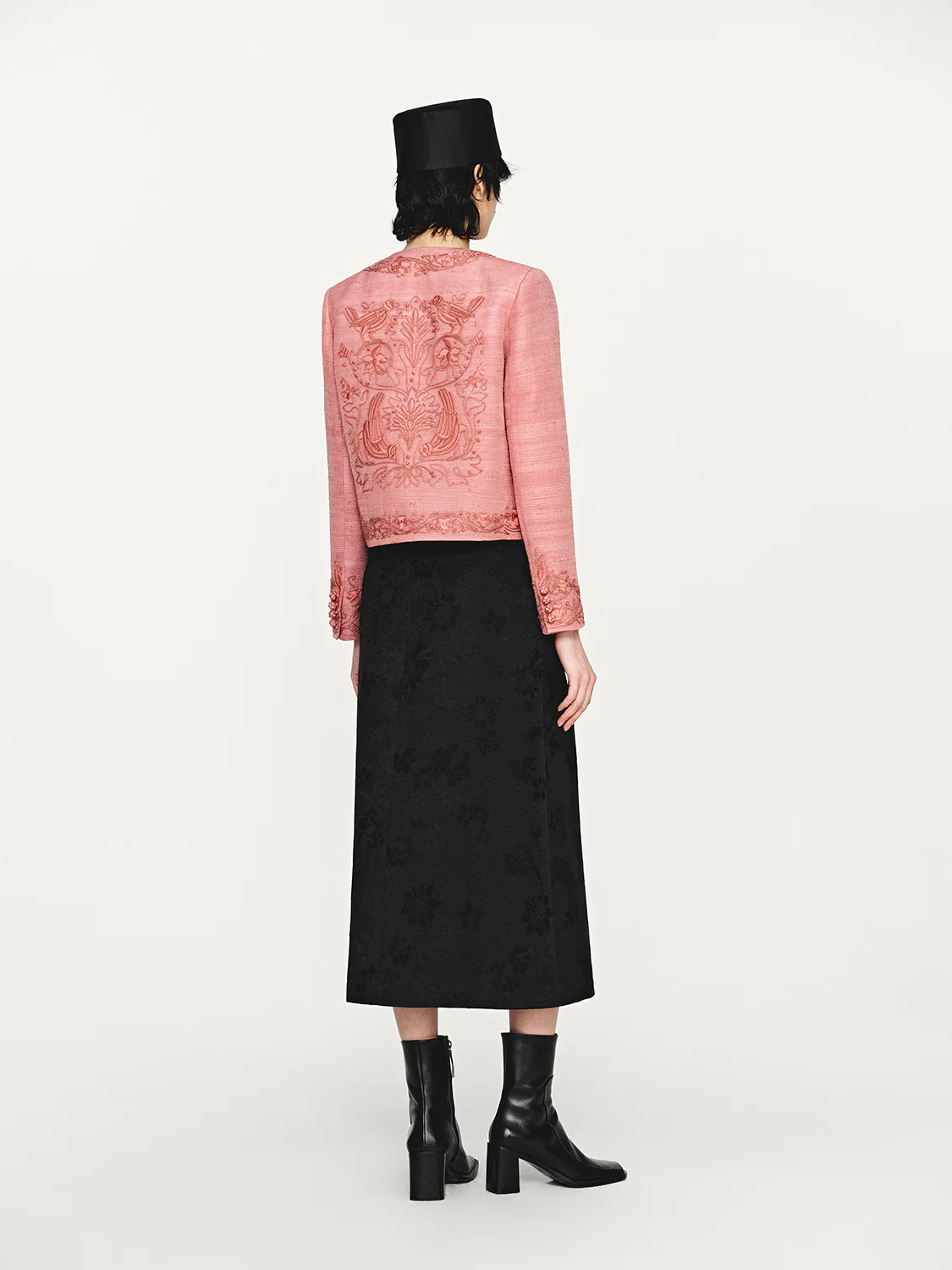 INTO THE EAST 25 Autumn/Winter Pink Embroidered Button Tussah Silk Suit ITE-E1DGAW021PK22SU-FEN Pink - Image 15