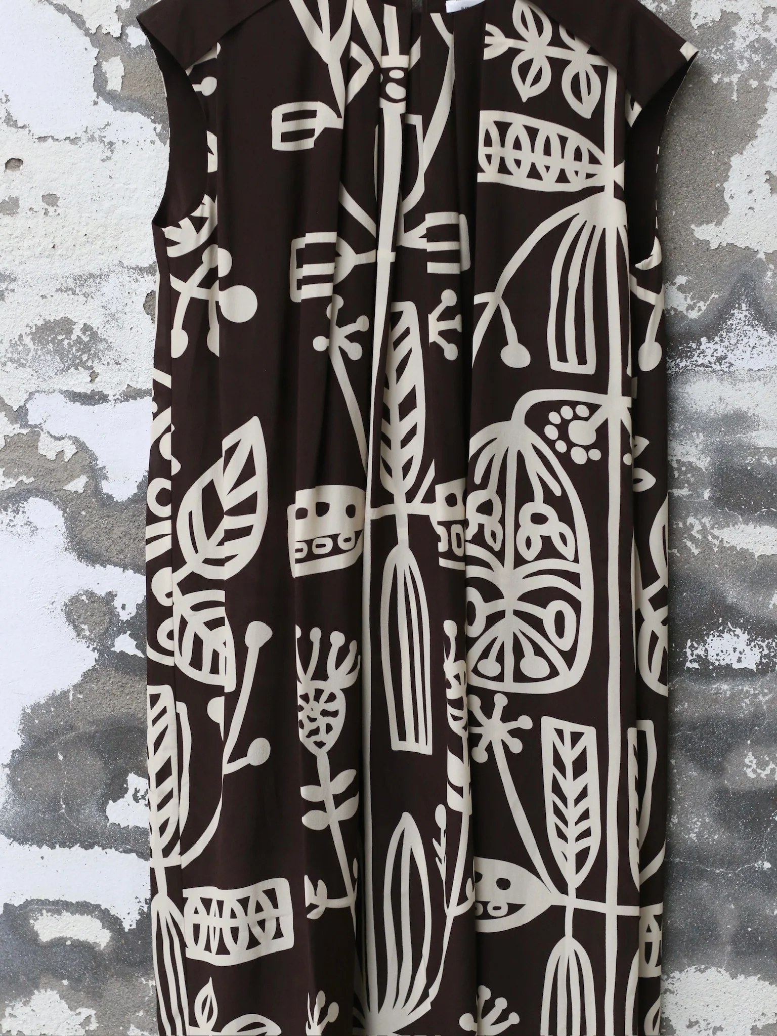 INTO THE EAST 25 Autumn/Winter Silk Totem Pleated Dress ITE-E1DGSS013CF21DS-KA Brown - Image 11
