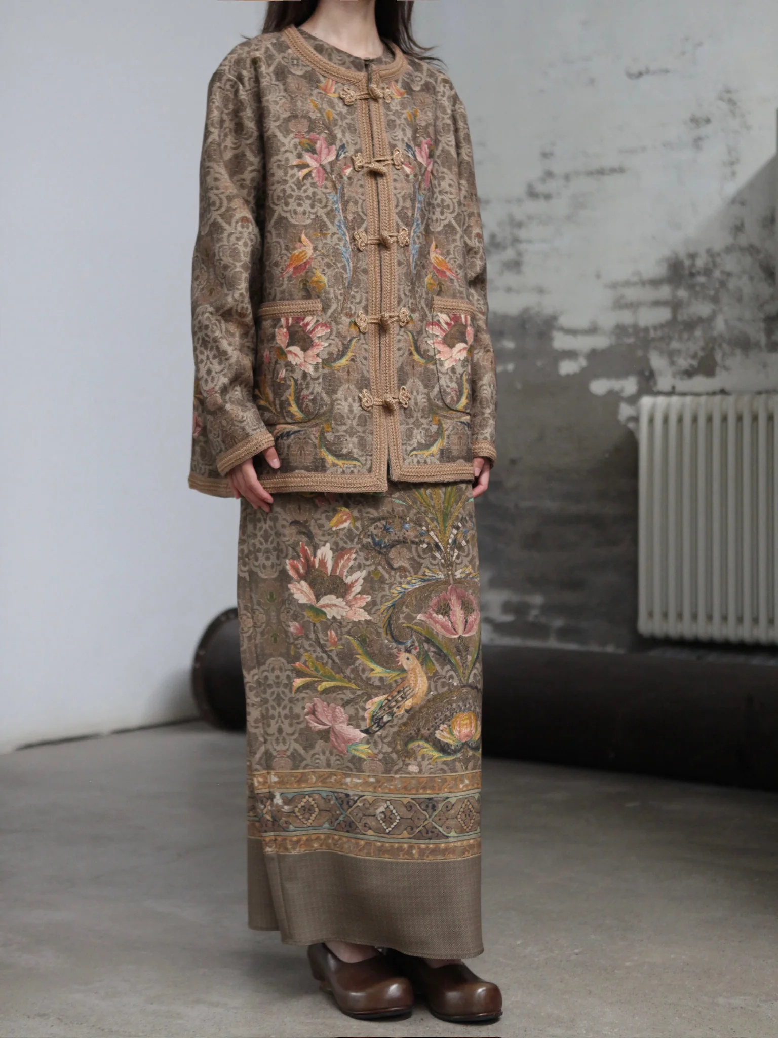 INTO THE EAST 25 Autumn/Winter Tussah Silk Loose Hand-Buttoned Suit Jacket ITE-E1DGAW008GR21JK-LV Green - Image 4