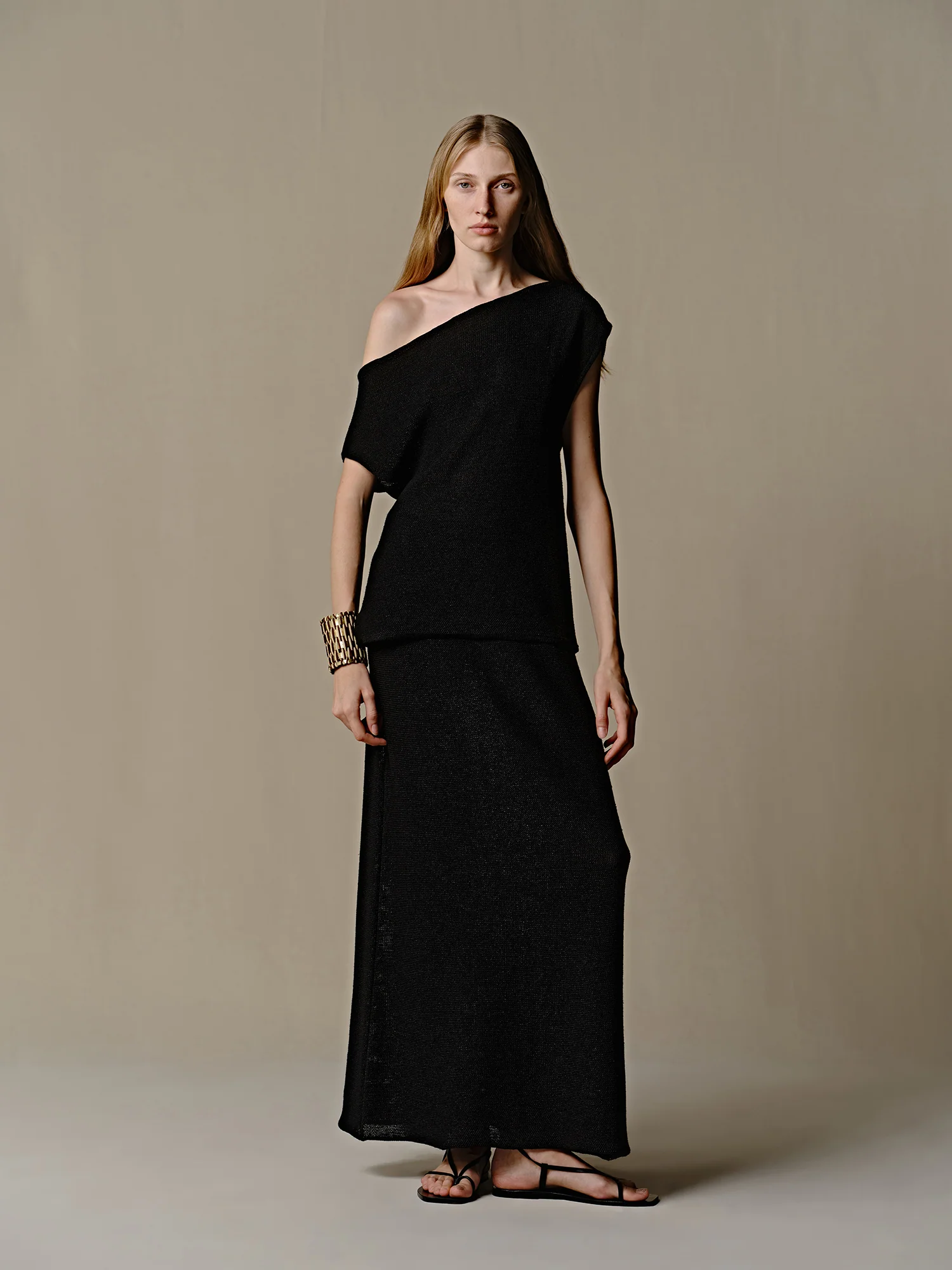 INTO THE EAST 25 Spring/Summer Black Off Shoulder Knit Top ITE-E1DGSS011BL20KT-HEI Black - Image 4