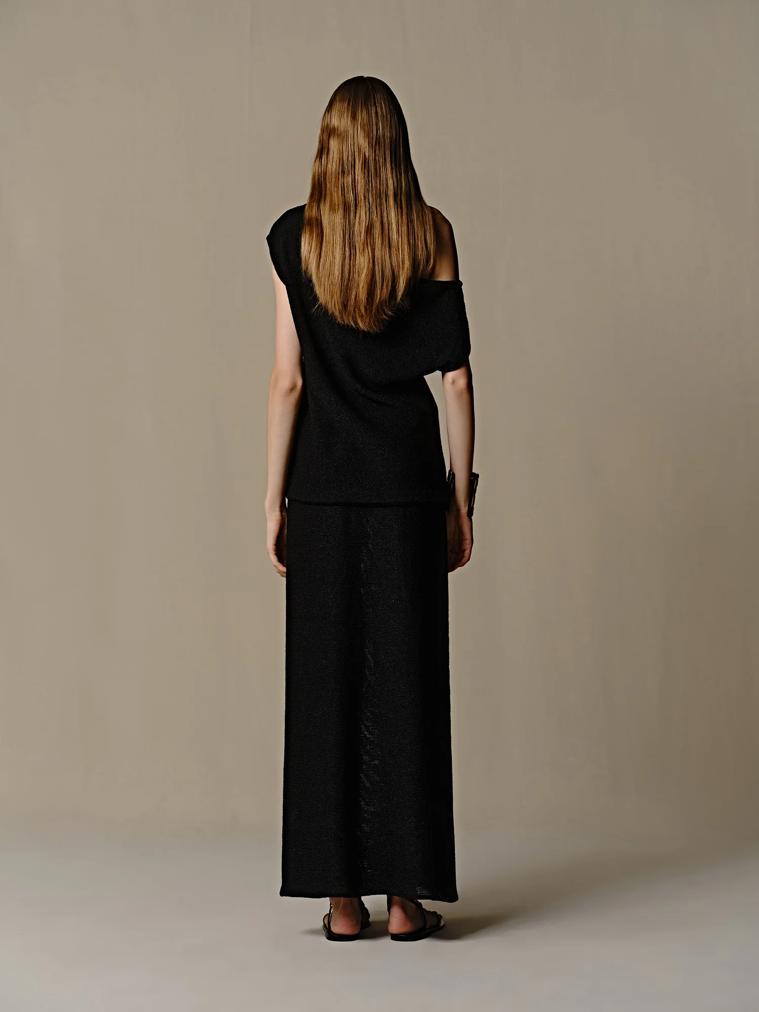 INTO THE EAST 25 Spring/Summer Black Off Shoulder Knit Top ITE-E1DGSS011BL20KT-HEI Black - Image 5