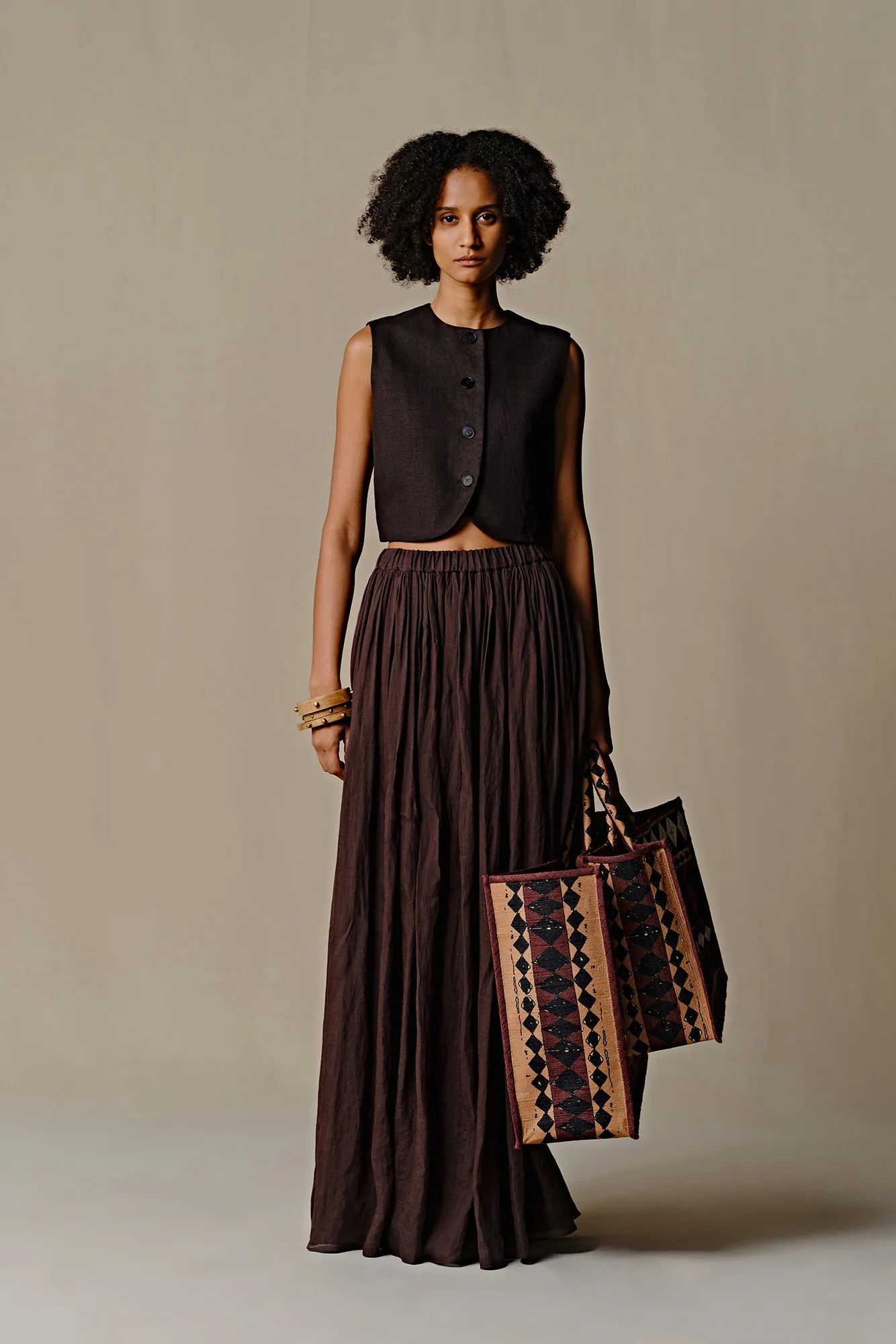 INTO THE EAST 25 Spring/Summer Brown Linen Round Neck Vest ITE-E1DGSS005CF20VE-KA Brown - Image 3